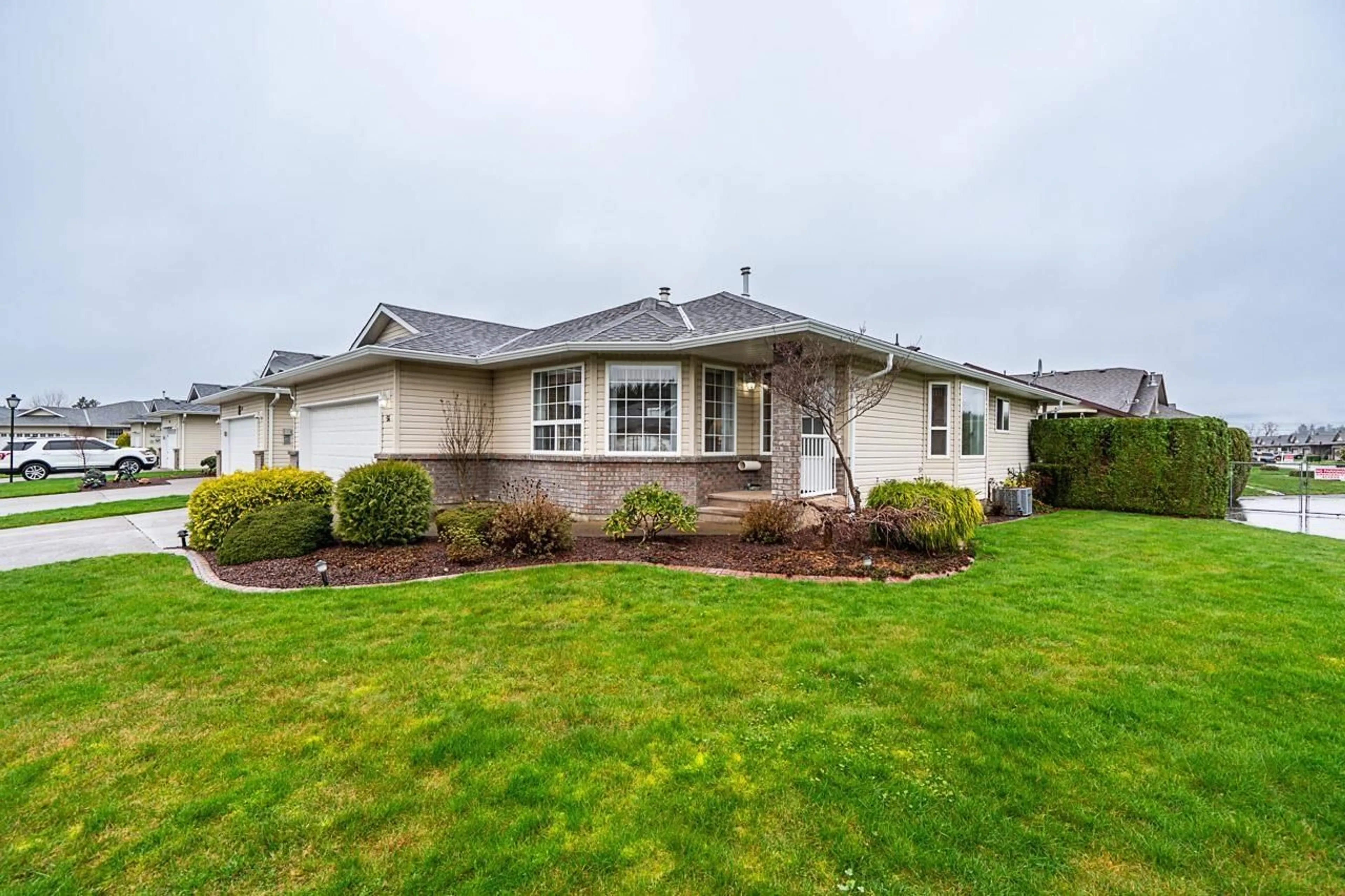 Home with vinyl exterior material, street for 56 - 7292 ELM ROAD, Agassiz British Columbia V0M1A2