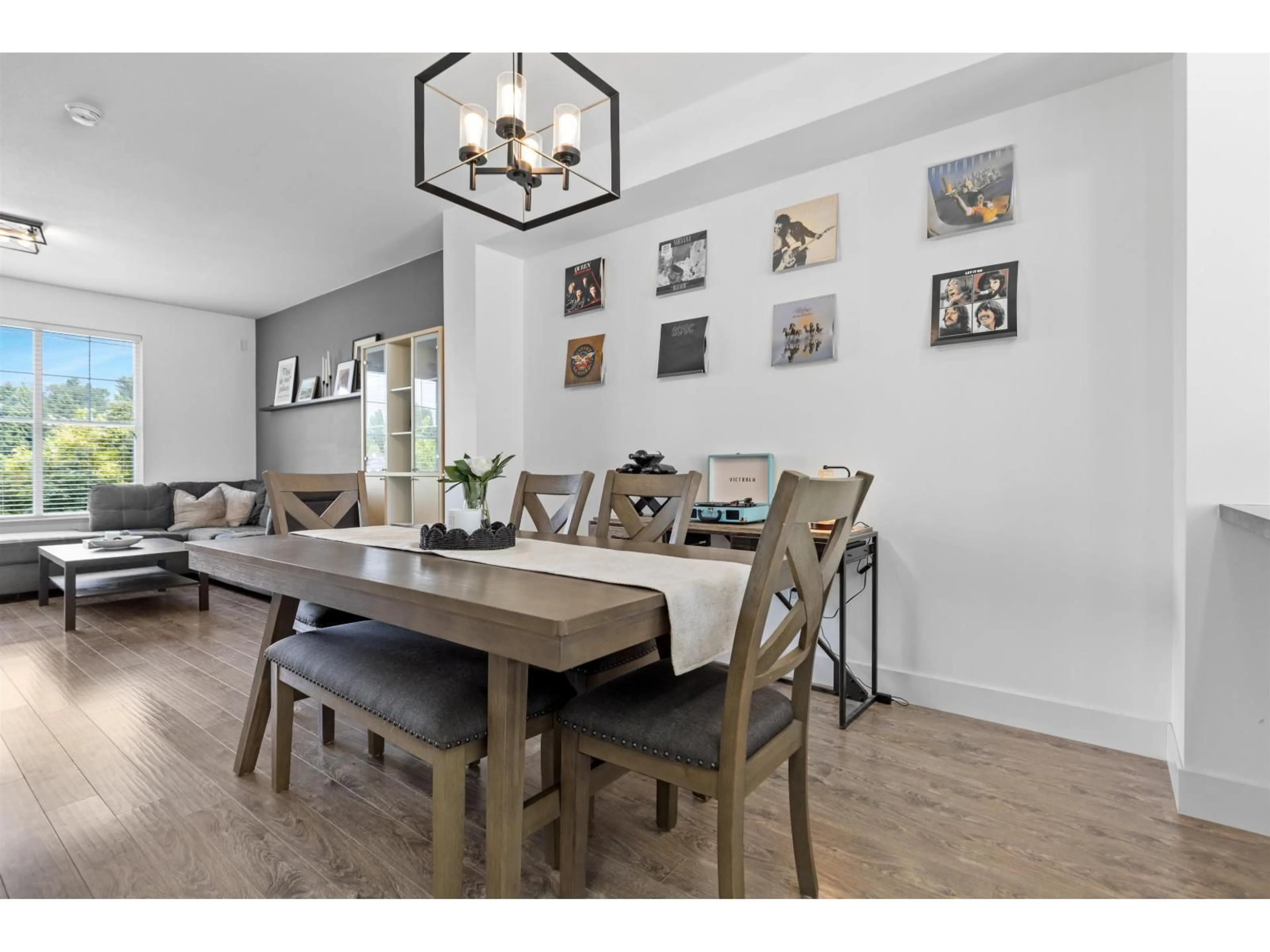 Dining room, wood/laminate floor for 36 - 16228 16 AVENUE, Surrey British Columbia V4A1S7