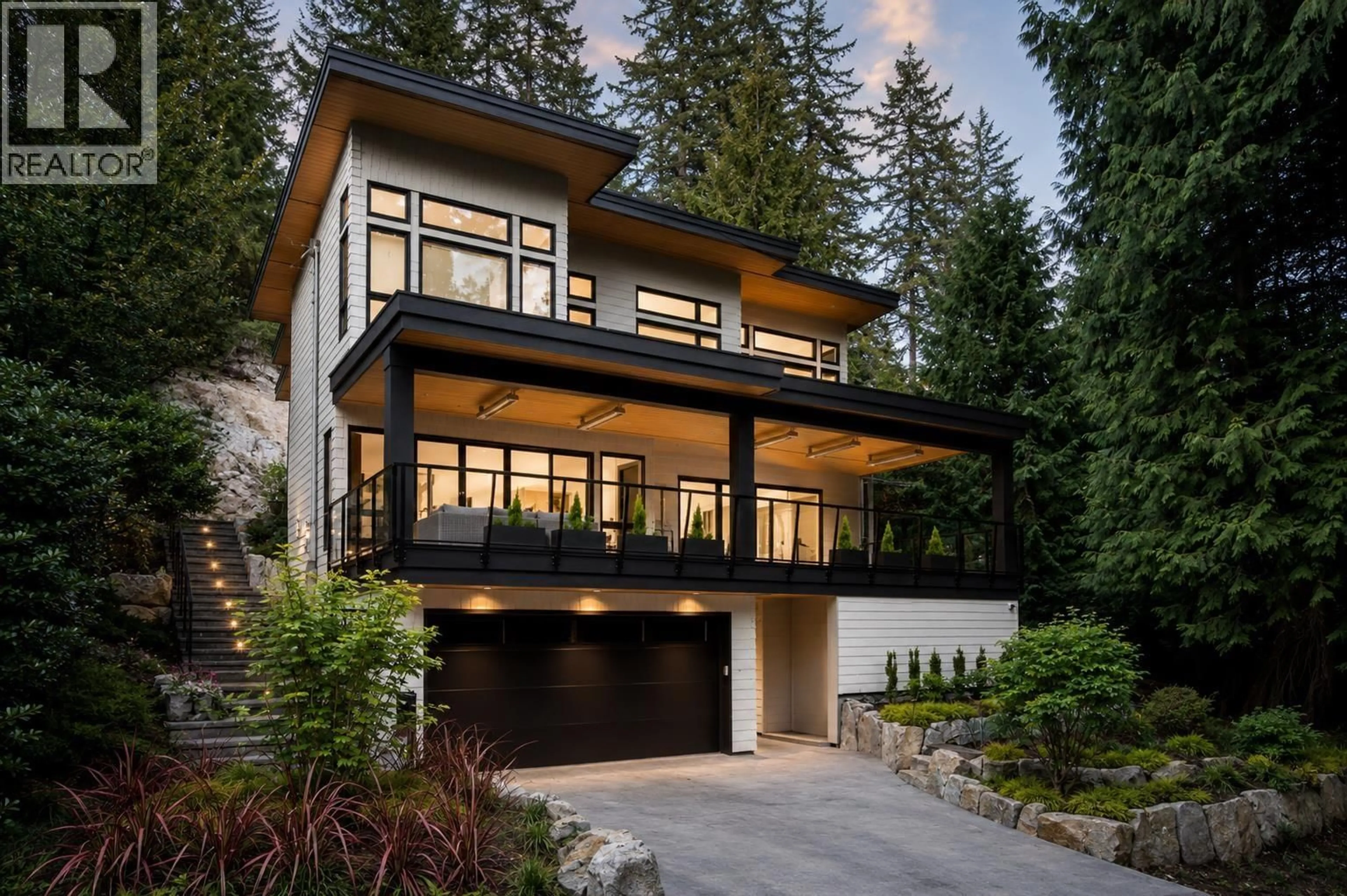 Unknown for 4841 THE DALE, West Vancouver British Columbia V7W1K2