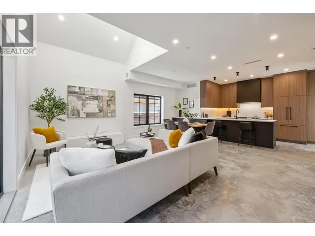 1168 26TH AVENUE, Vancouver 5