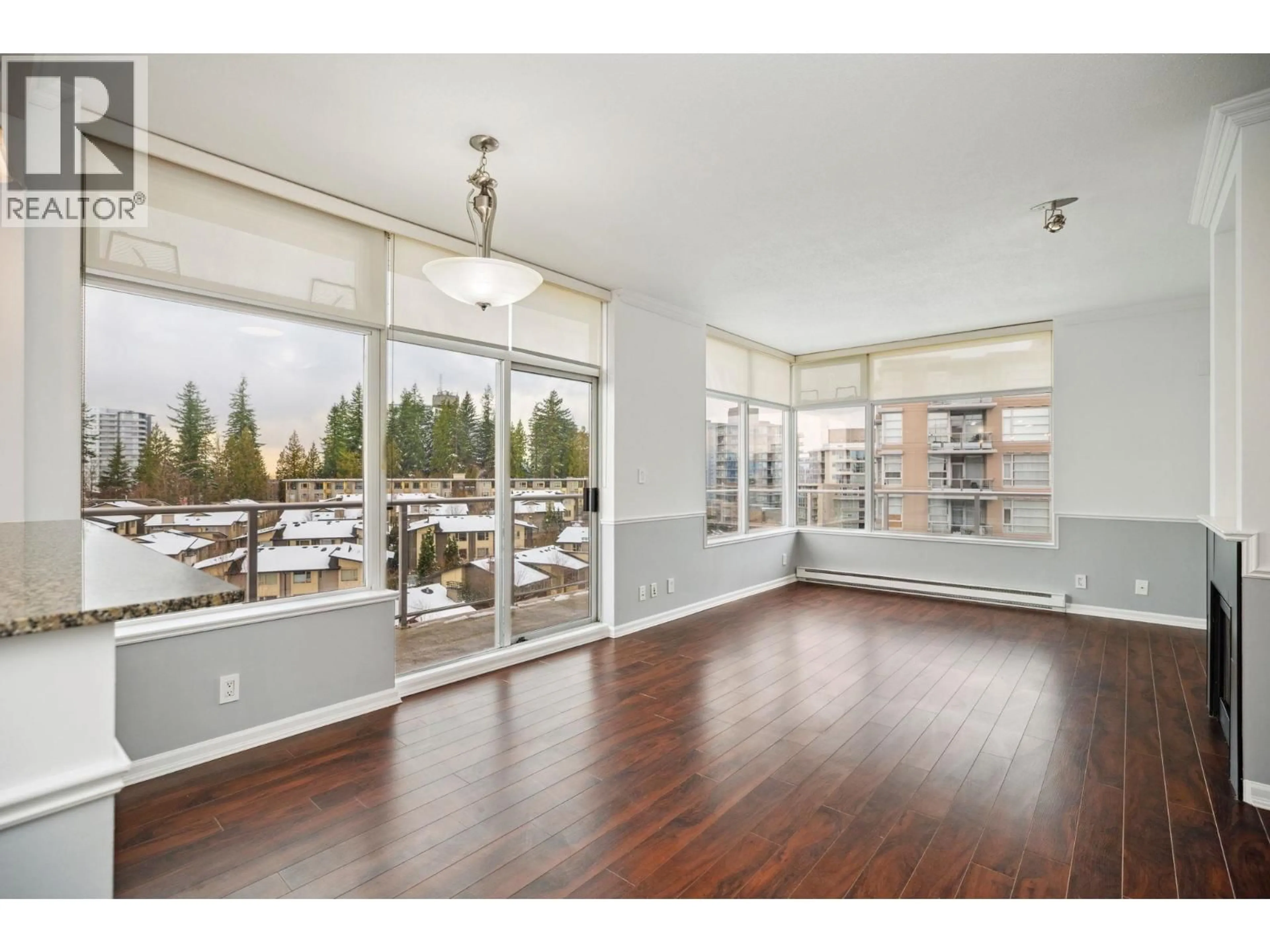 Unknown for 904 - 9288 UNIVERSITY CRESCENT, Burnaby British Columbia V5A4X7