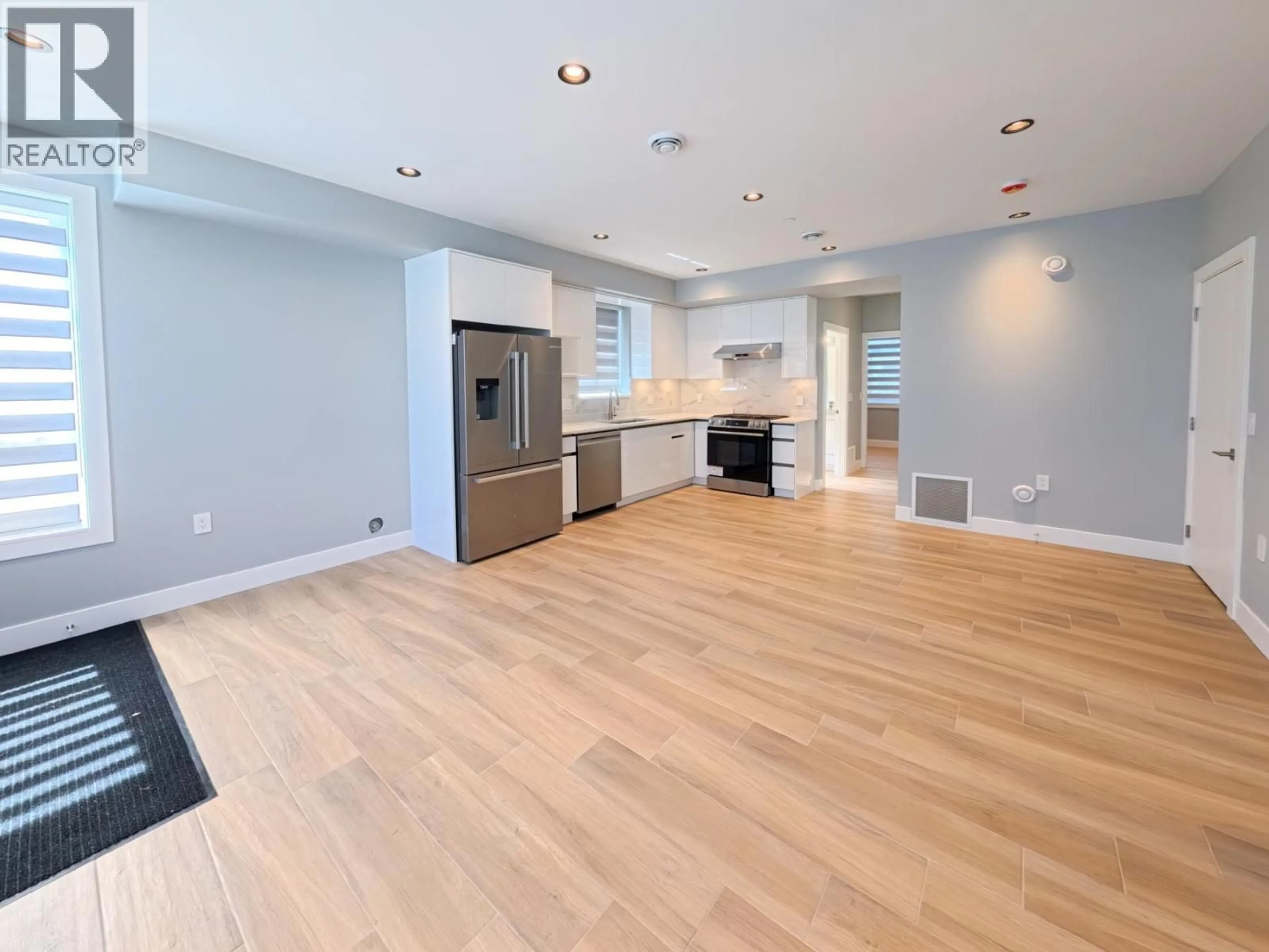Open concept kitchen, unknown for 1 - 2557 KING EDWARD AVENUE, Vancouver British Columbia V6L1T5