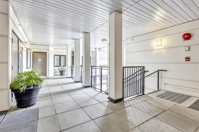 413 - 14358 60 AVENUE, Surrey 5
