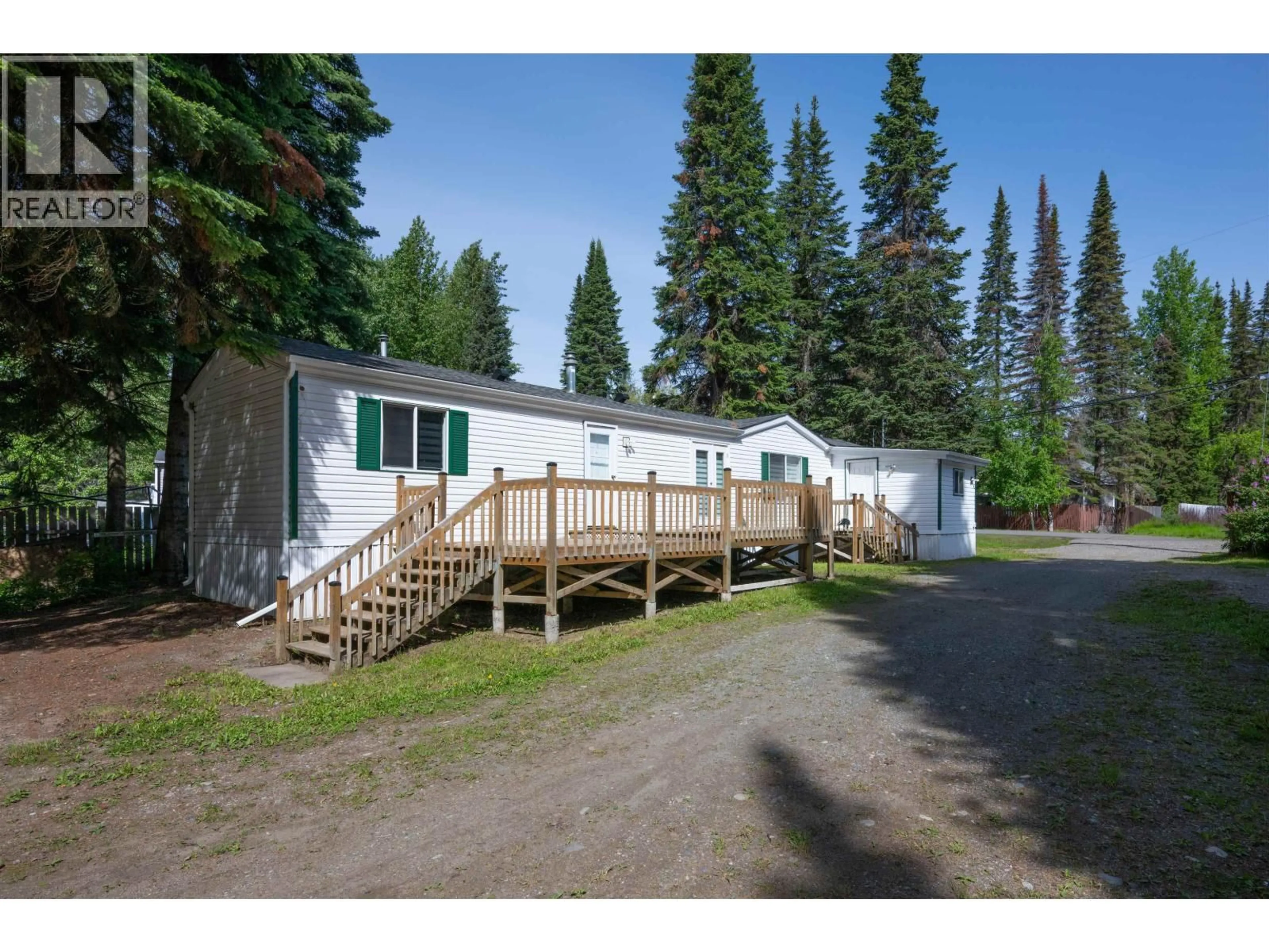 A pic from outside/outdoor area/front of a property/back of a property/a pic from drone, unknown for 3791 GLENDALE DRIVE, Prince George British Columbia V2K2V4