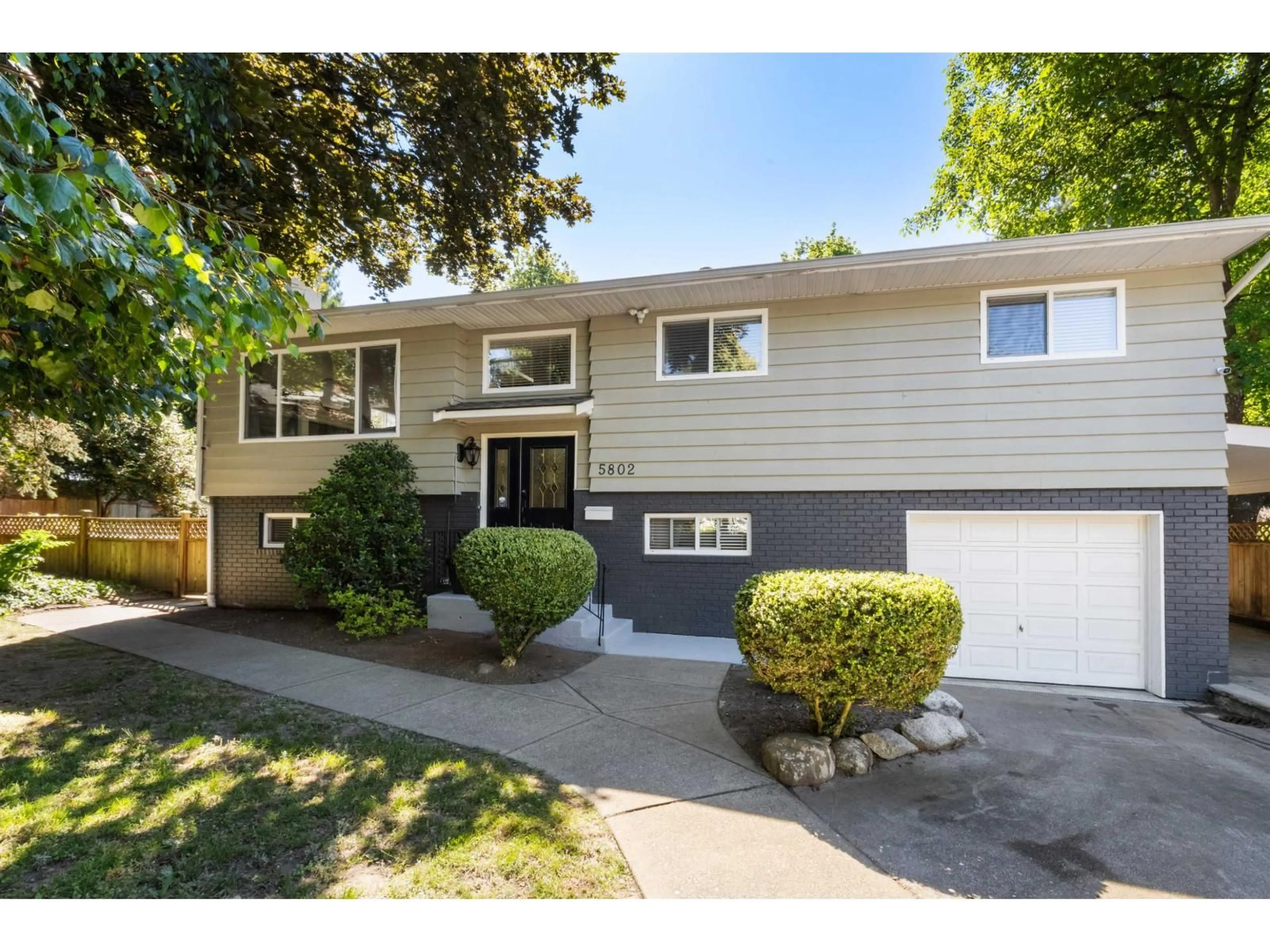 Home with vinyl exterior material, street for 5802 ANGUS PLACE, Surrey British Columbia V3S4W5