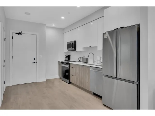 206 - 13458 95 AVENUE, Surrey 3
