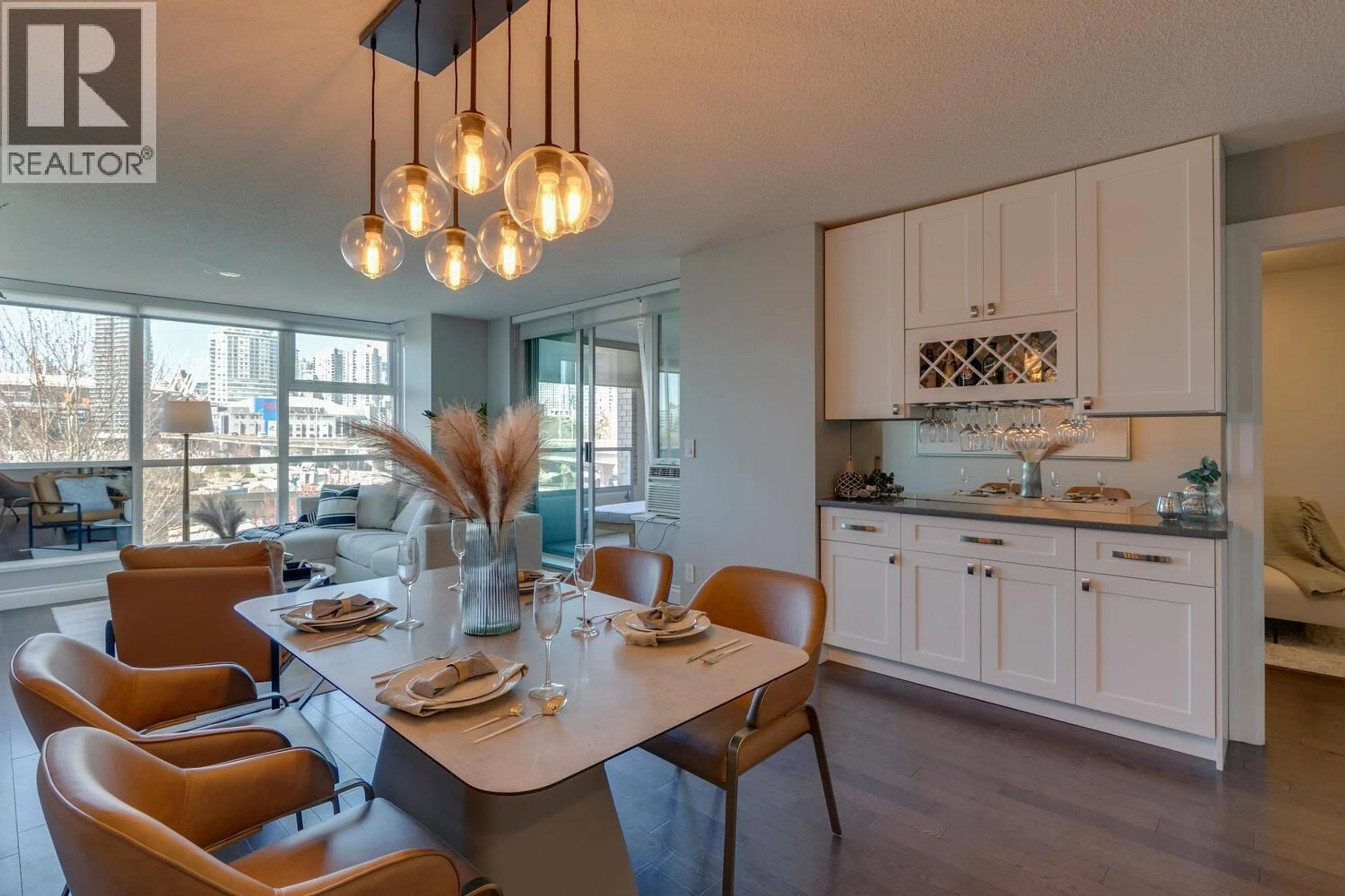 Open concept kitchen, ceramic/tile floor for 406 - 125 MILROSS AVENUE, Vancouver British Columbia V6A0A1