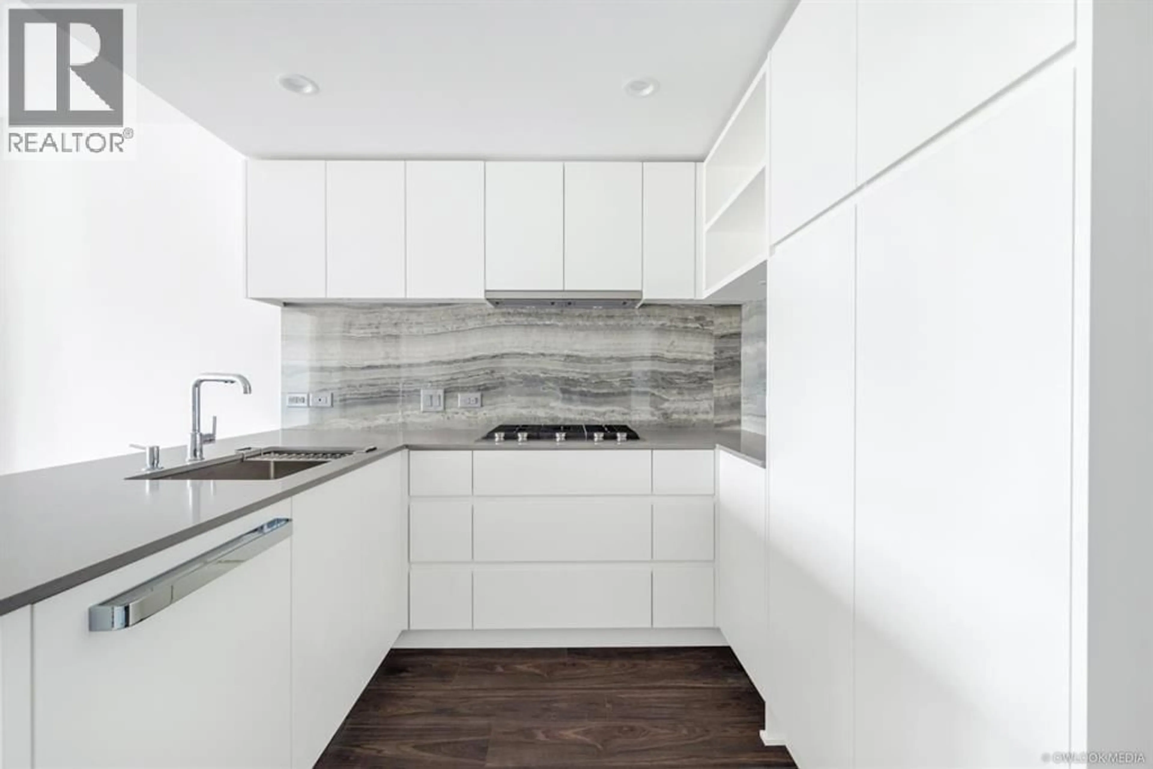 Contemporary kitchen, ceramic/tile floor for 1003 - 450 WESTVIEW STREET, Coquitlam British Columbia V3K6C3