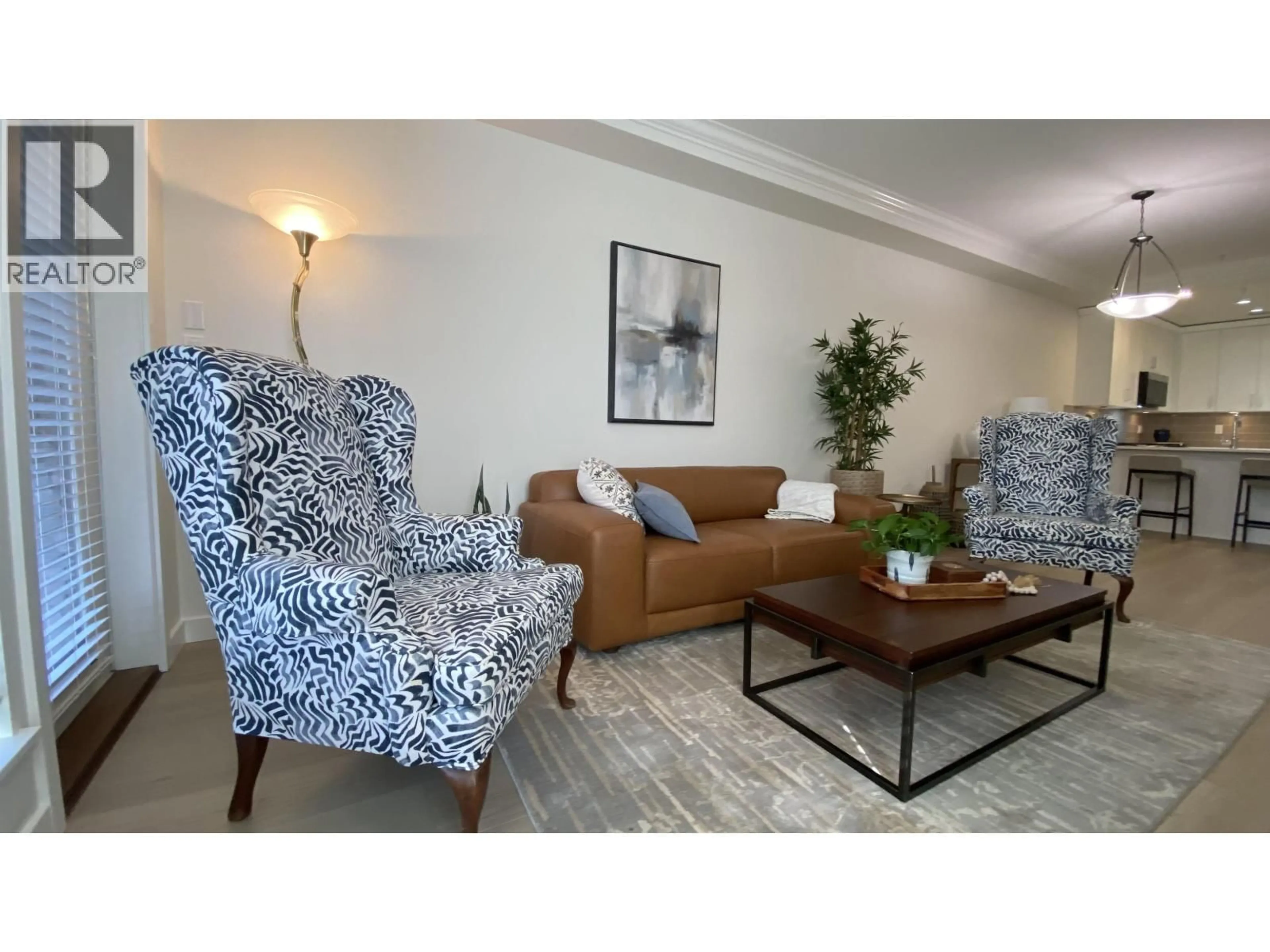 Living room with furniture, unknown for 101 - 5099 SPRINGS BOULEVARD, Tsawwassen British Columbia V4M0A2