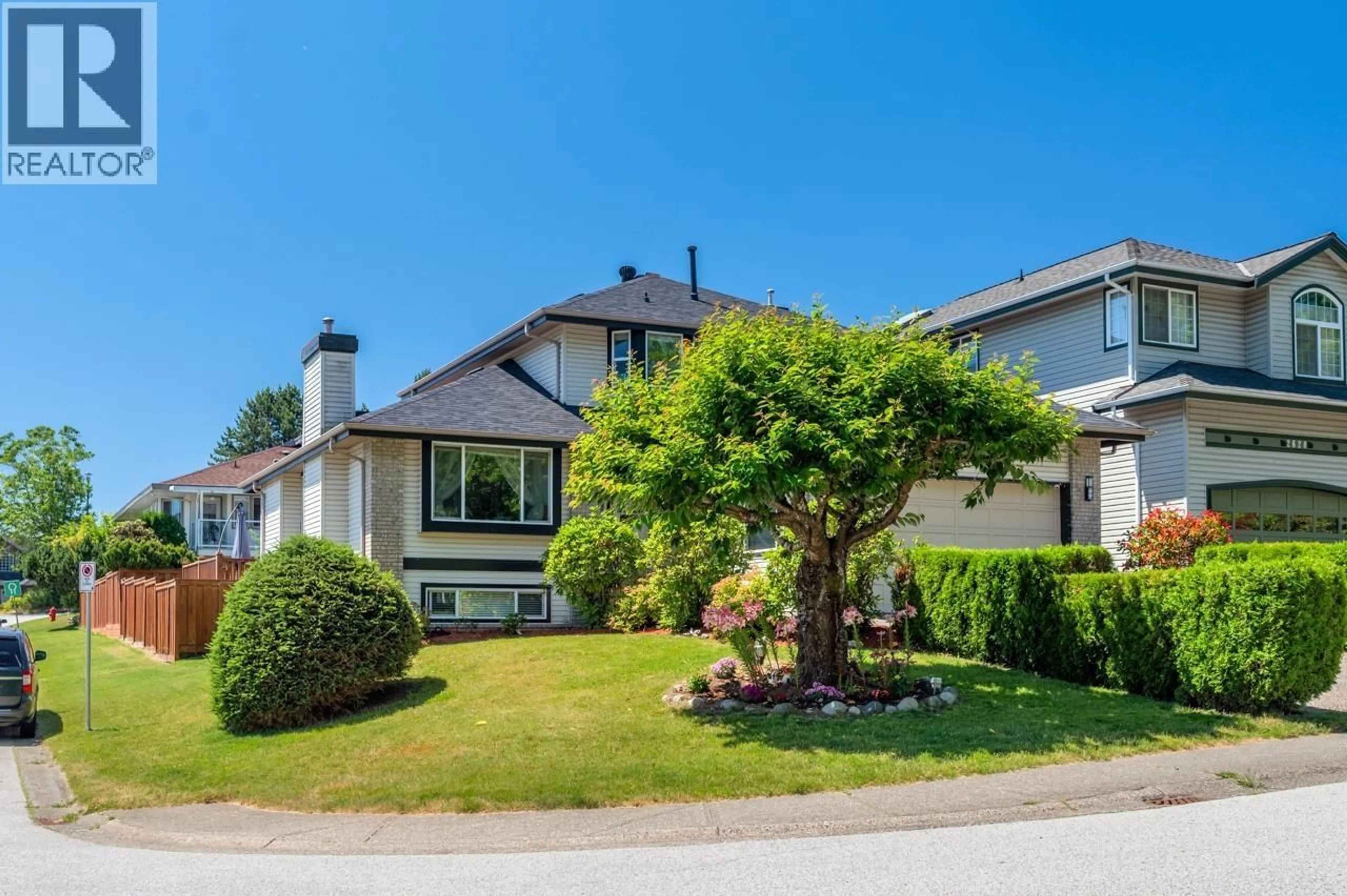 Home with vinyl exterior material, street for 2618 FORTRESS DRIVE, Port Coquitlam British Columbia V3C6A9