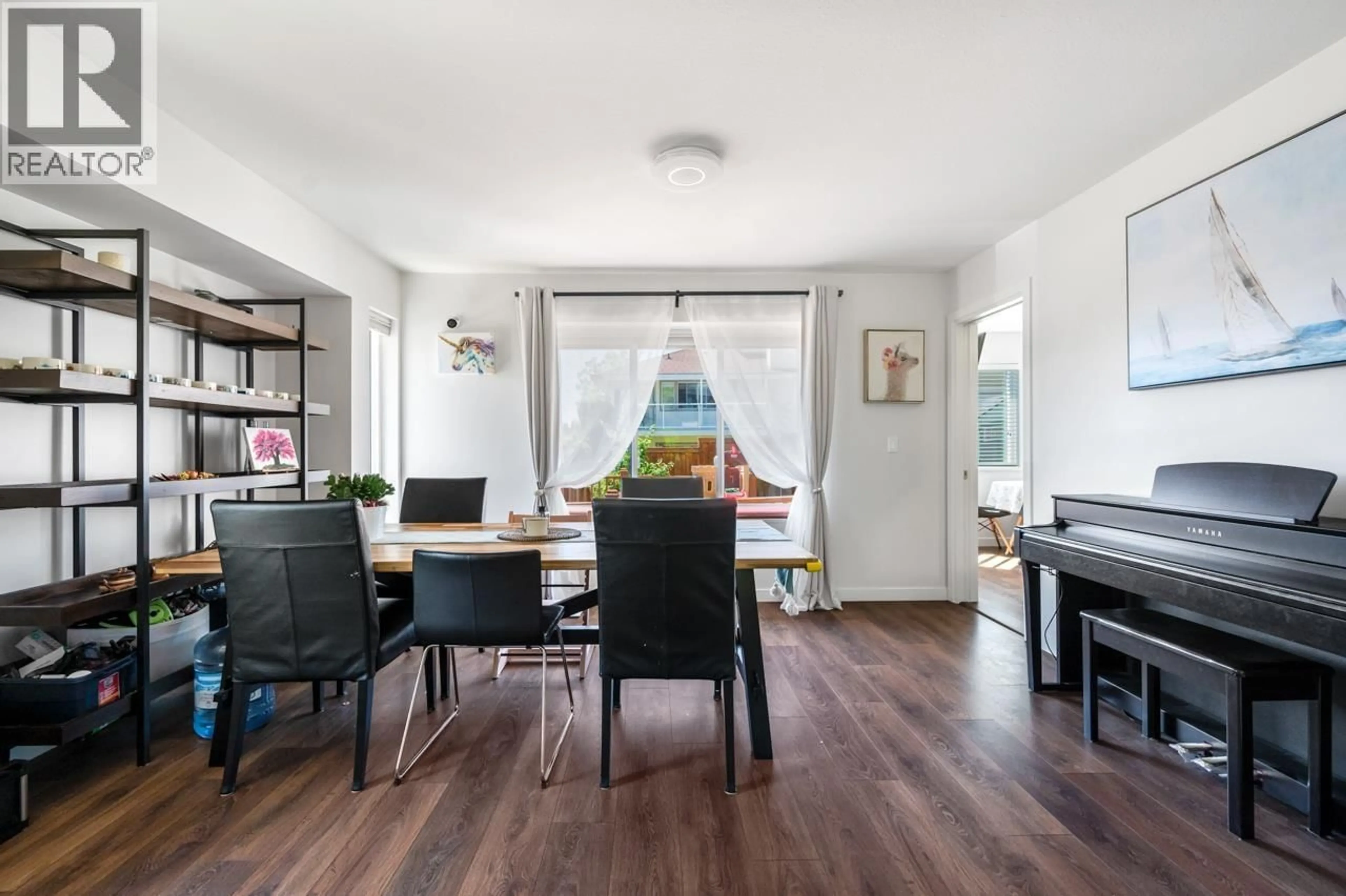Dining room, wood/laminate floor for 2618 FORTRESS DRIVE, Port Coquitlam British Columbia V3C6A9