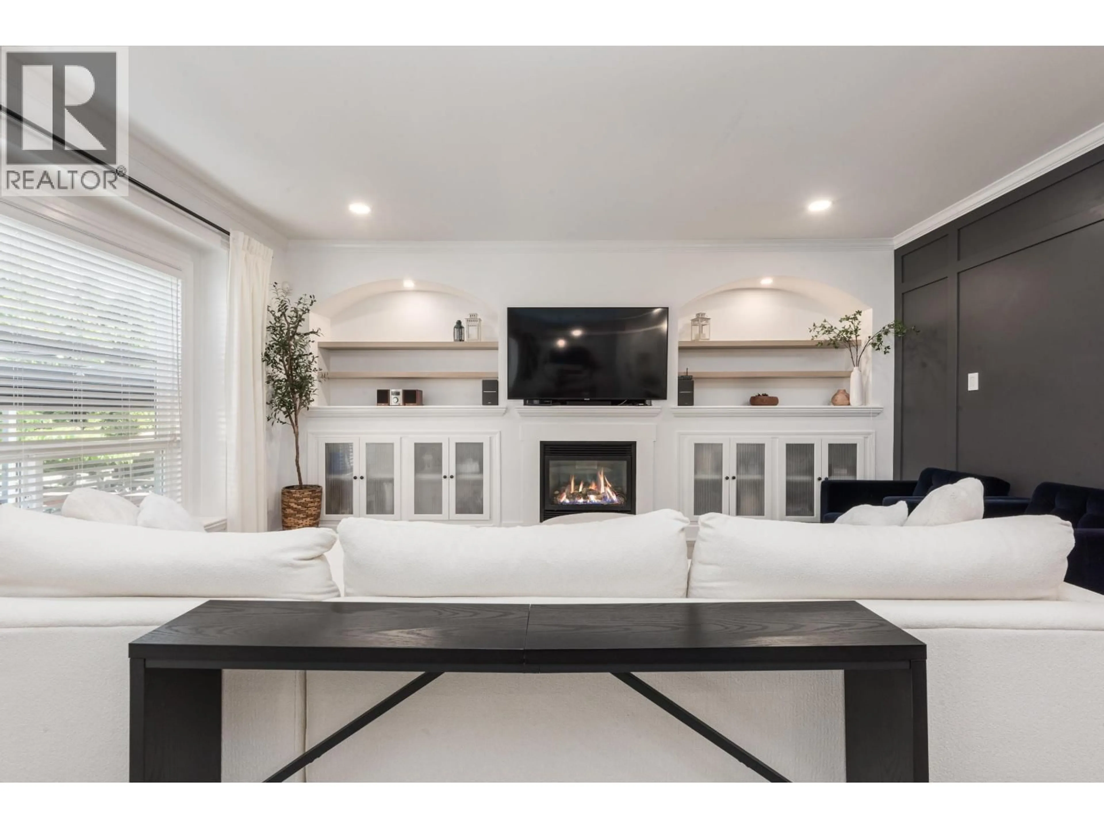 Home theater for 22131 SHARPE AVENUE, Richmond British Columbia V6V3C5
