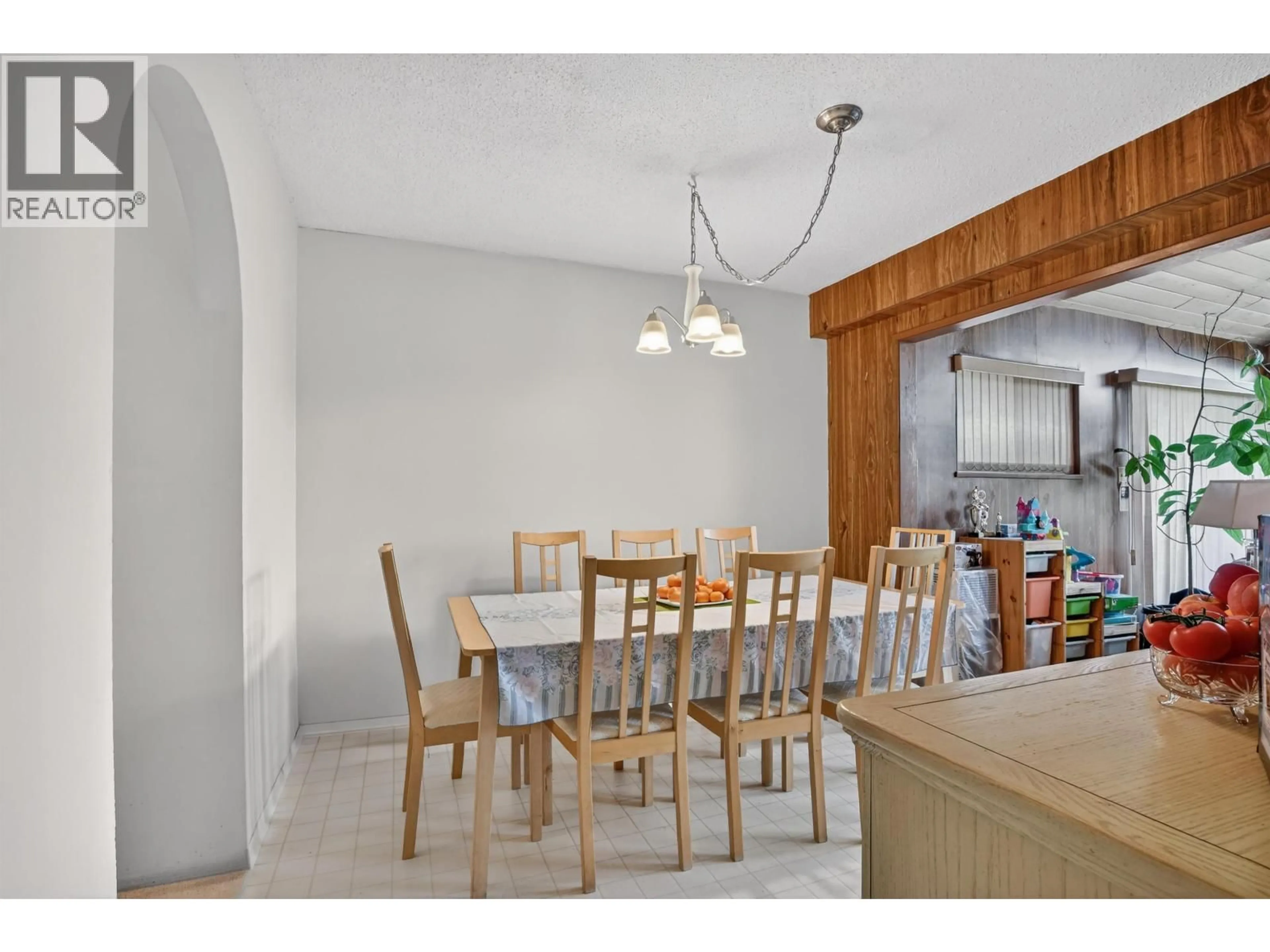Dining room, unknown for 7290 11TH AVENUE, Burnaby British Columbia V3N2M8