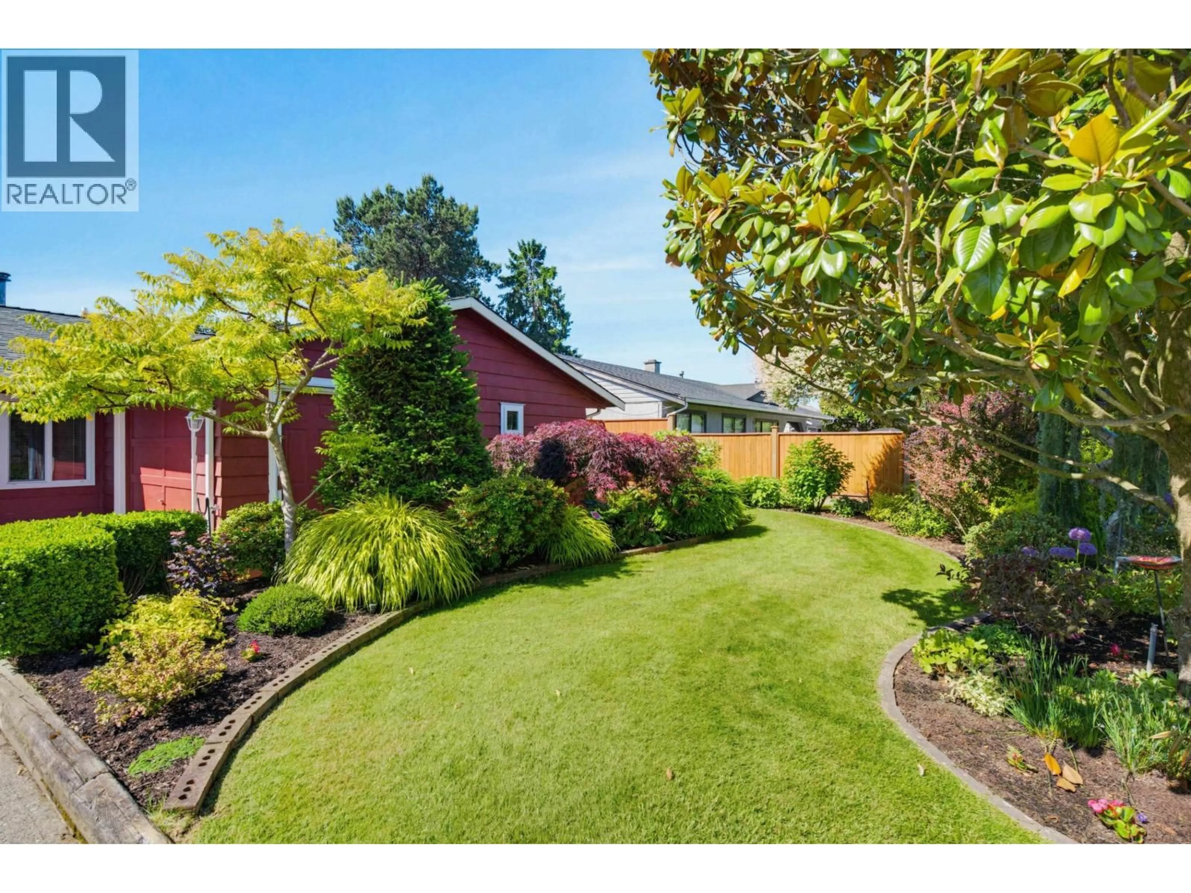 A pic from outside/outdoor area/front of a property/back of a property/a pic from drone, street for 5558 49 AVENUE, Delta British Columbia V4K3N8