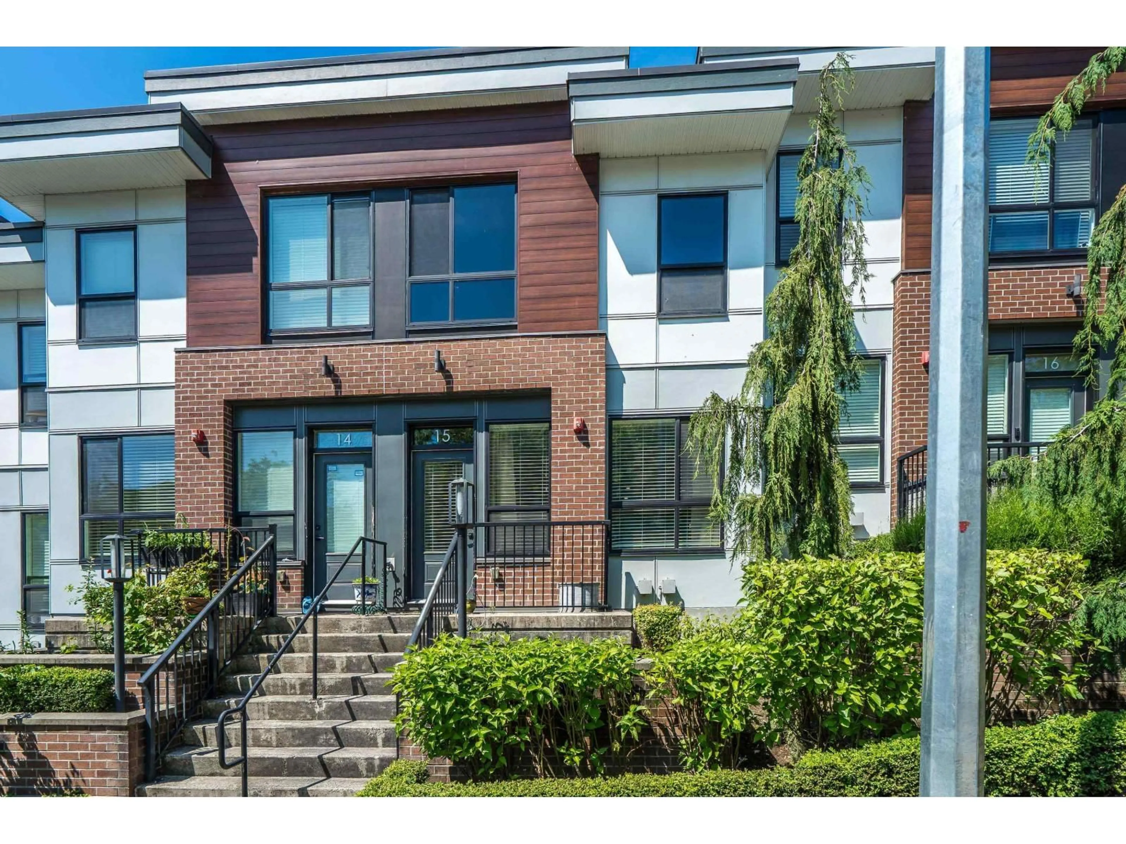 Home with brick exterior material, street for 15 - 20087 68 AVENUE, Langley British Columbia V2Y0Y4
