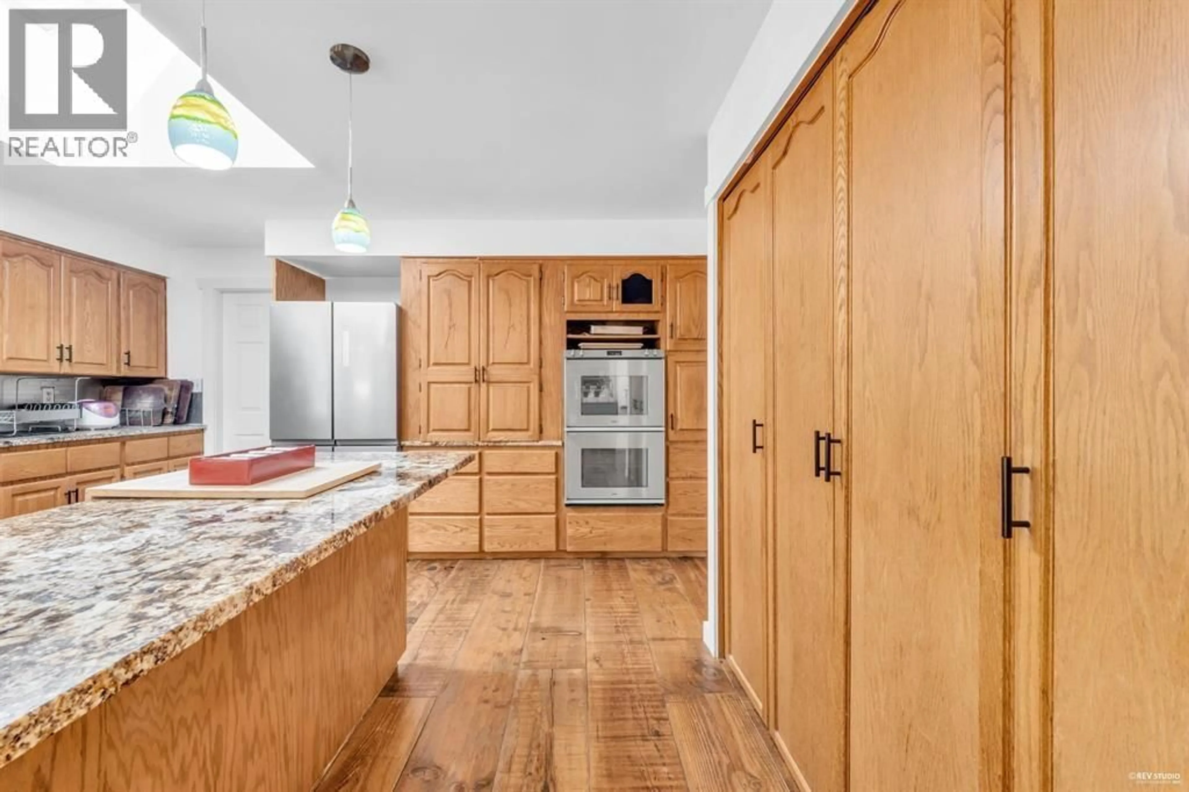 Open concept kitchen, unknown for 12643 GARIBALDI STREET, Maple Ridge British Columbia V2W1N5