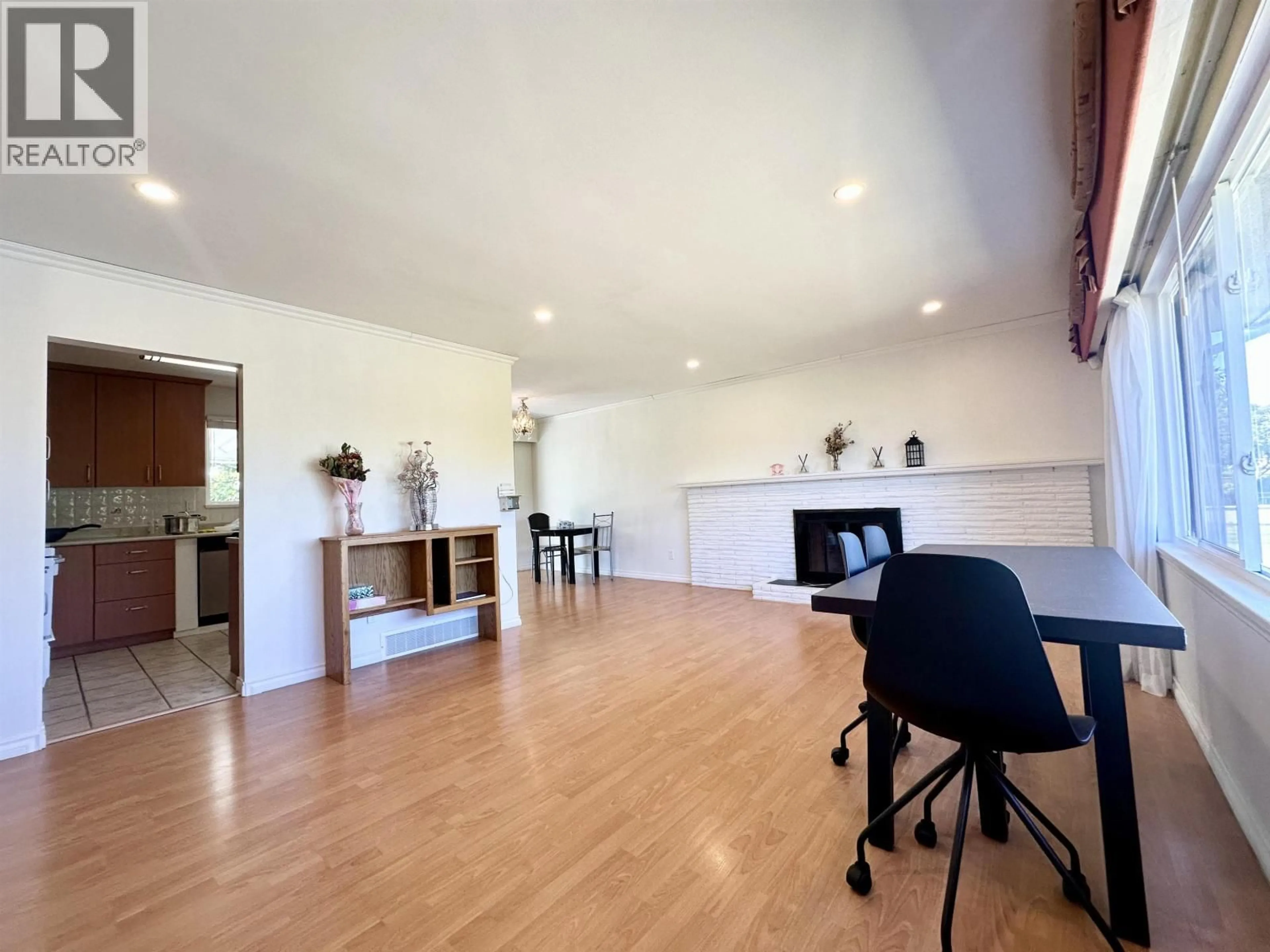 A pic of a room for 9511 PINEWELL CRESCENT, Richmond British Columbia V7A2C7