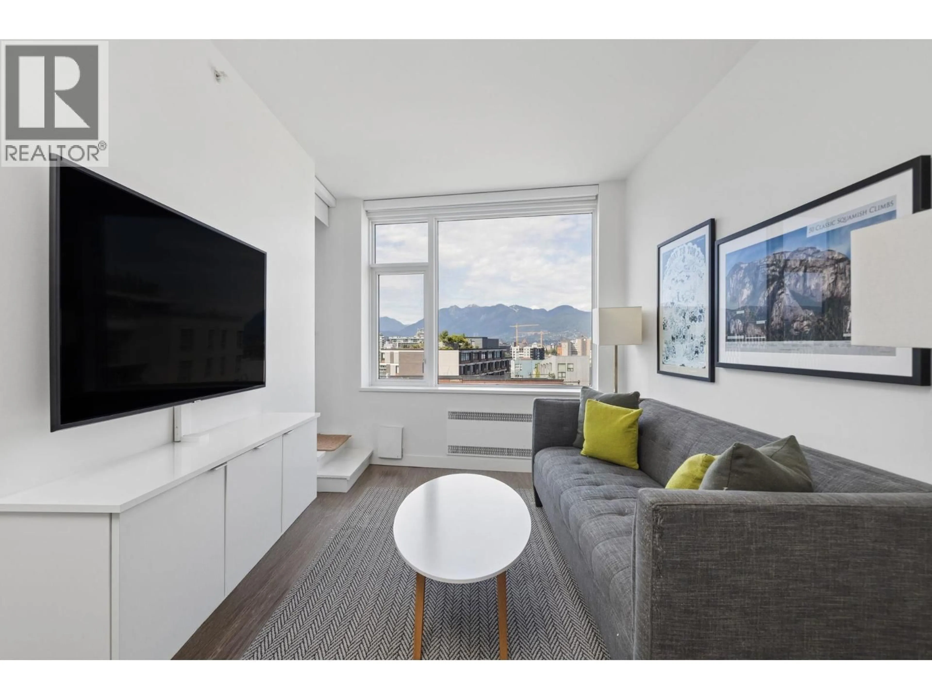 Living room with furniture, unknown for 604 - 209 7TH AVENUE, Vancouver British Columbia V5T0H3