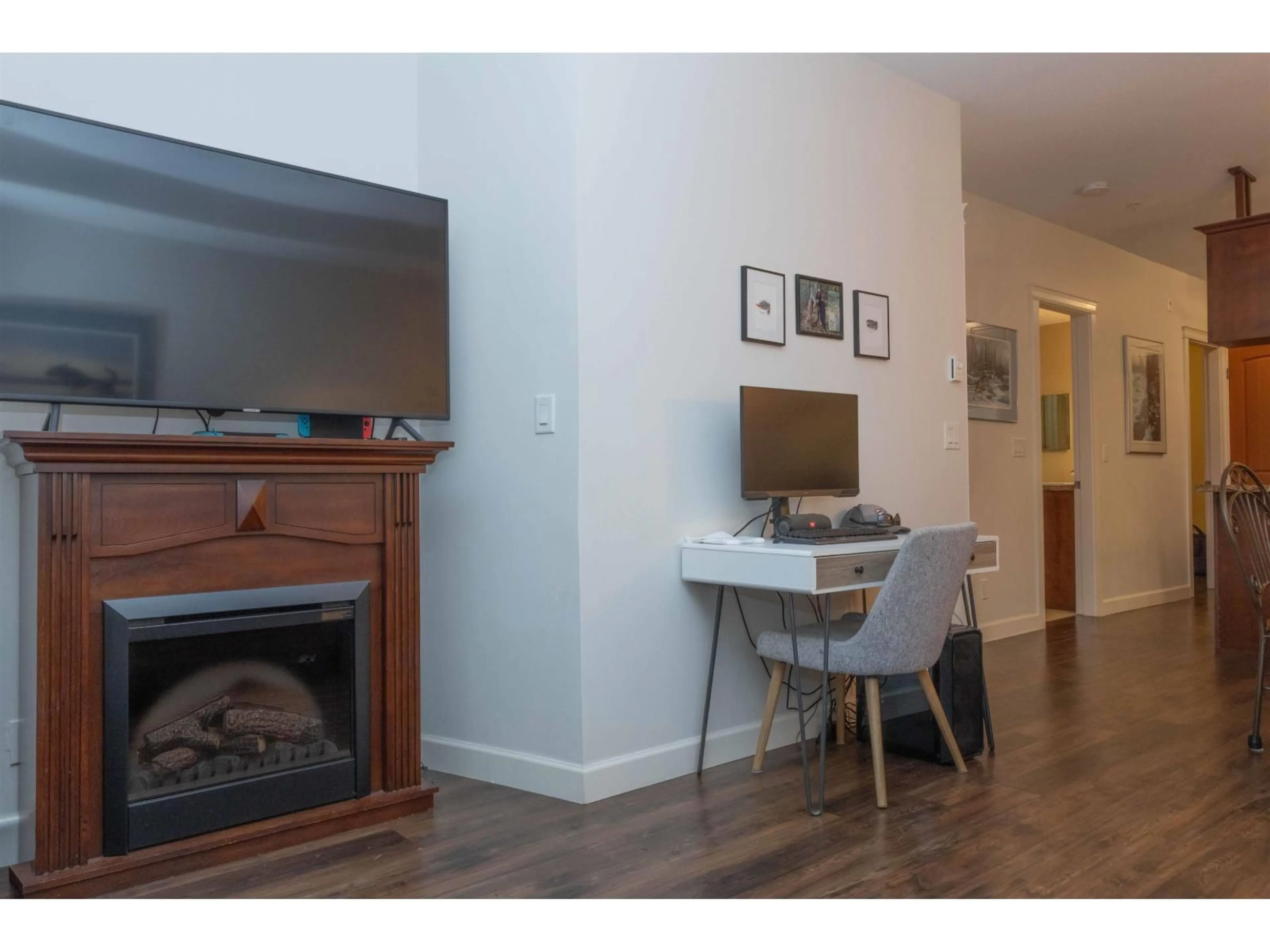 A pic of a room for 107 - 8328 207A STREET, Langley British Columbia V2Y0K5