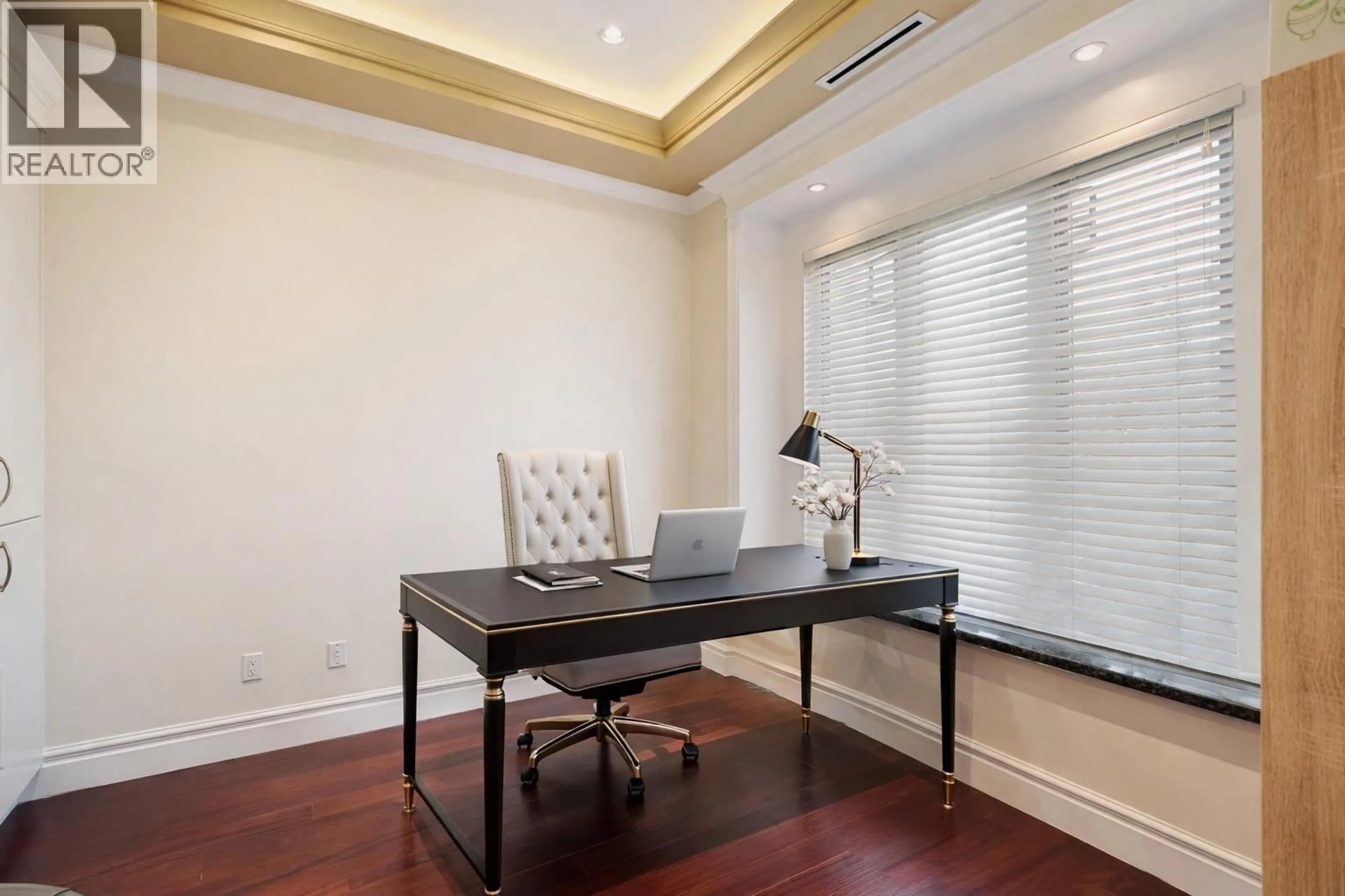 A pic of a room for 1909 64TH AVENUE, Vancouver British Columbia V5P2M9