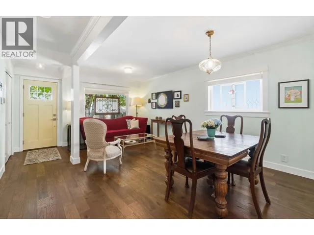 4322 WELWYN STREET, Vancouver 2