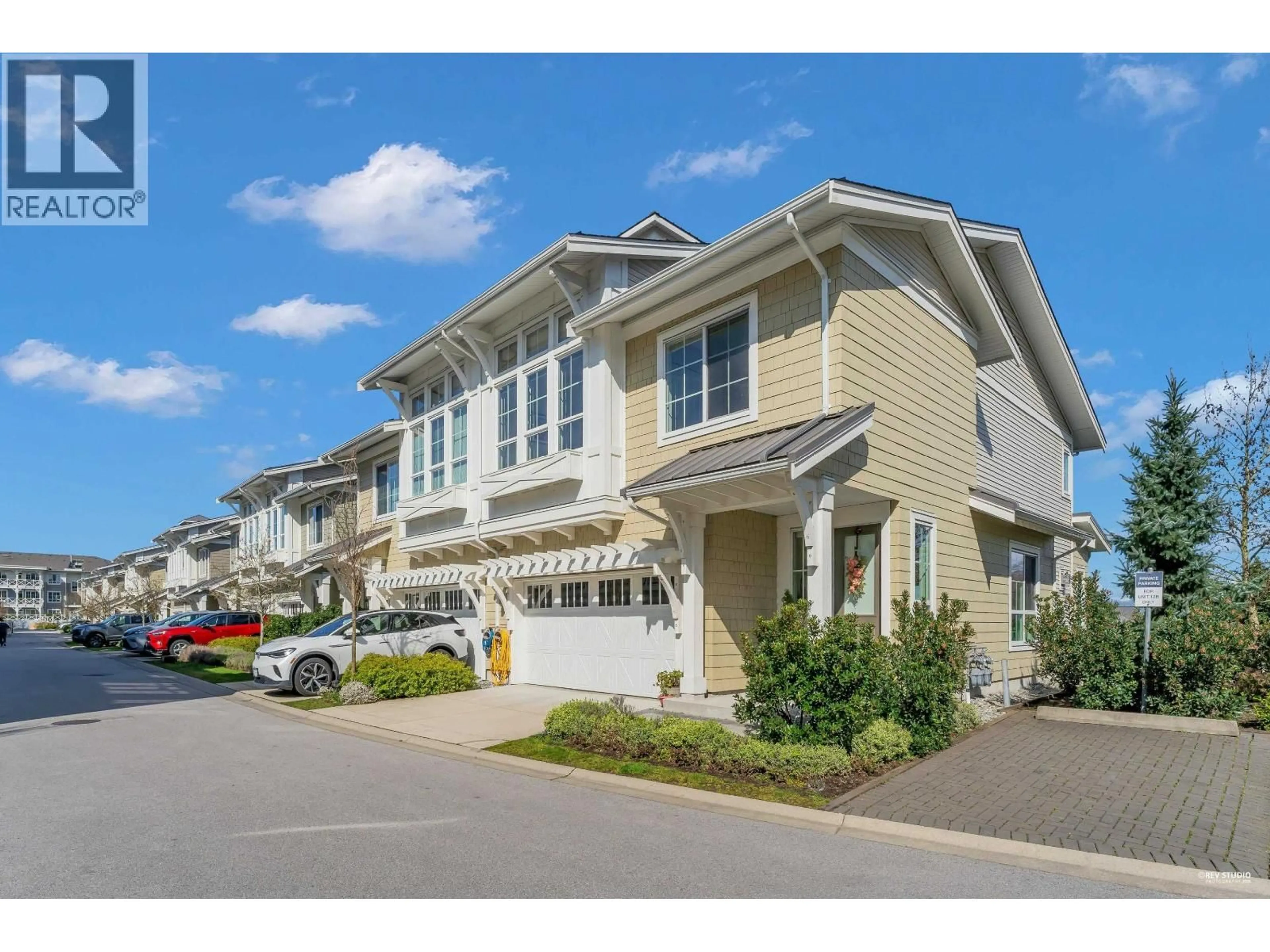 Home with vinyl exterior material, street for 12B - 5551 ADMIRAL WAY, Delta British Columbia V4K0C9