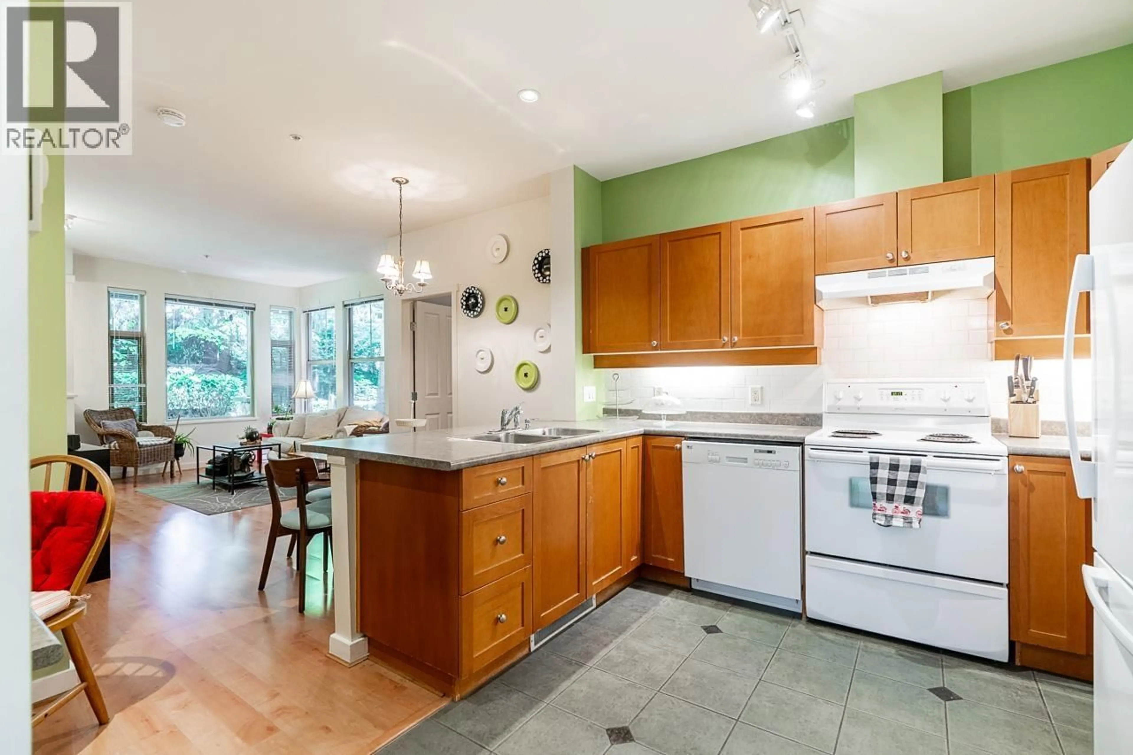 Open concept kitchen, unknown for 135 - 18 JACK MAHONY PLACE, New Westminster British Columbia V3L5V8