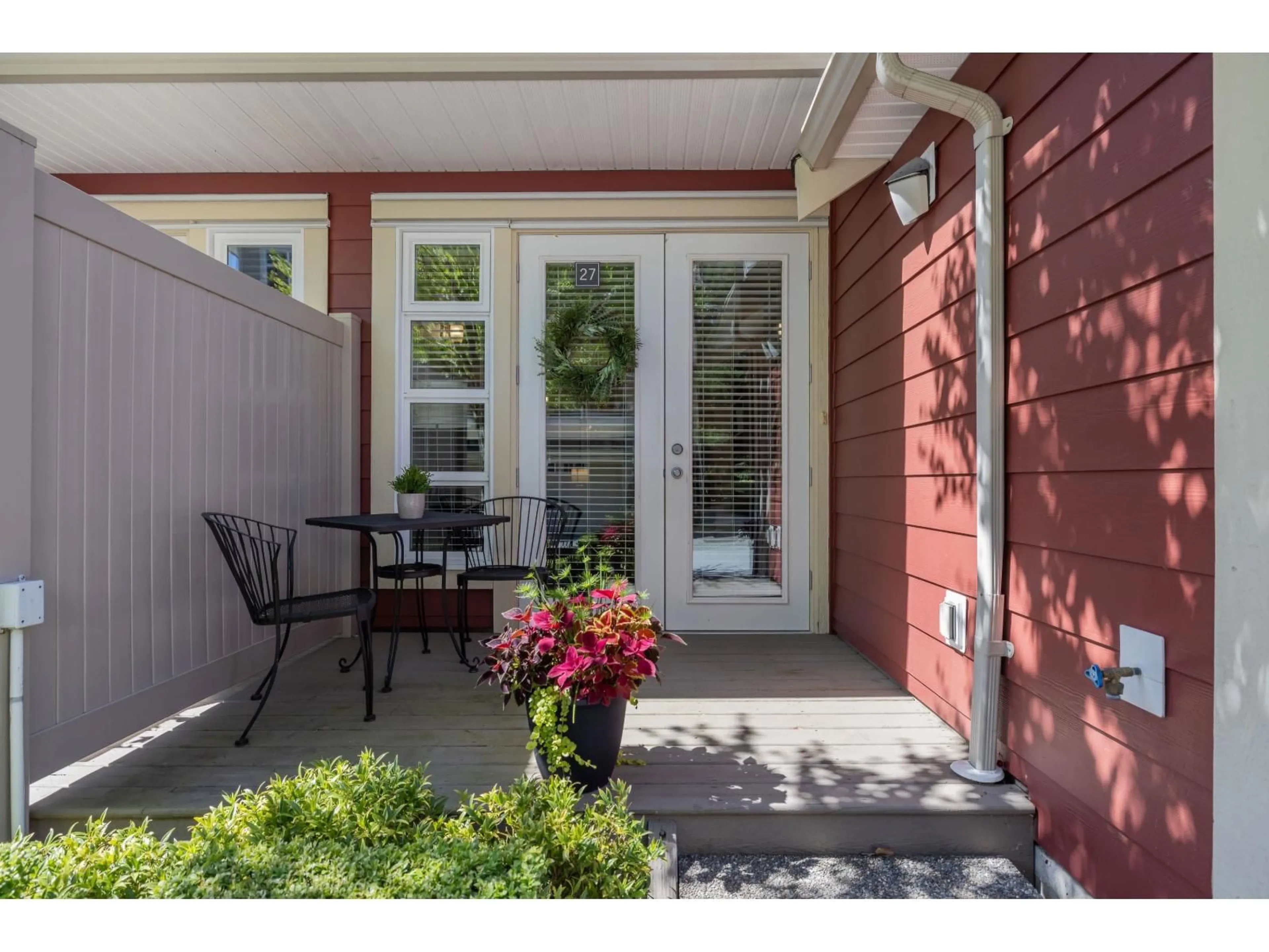 Patio, street for 27 - 15454 32 AVENUE, Surrey British Columbia V3Z2J8