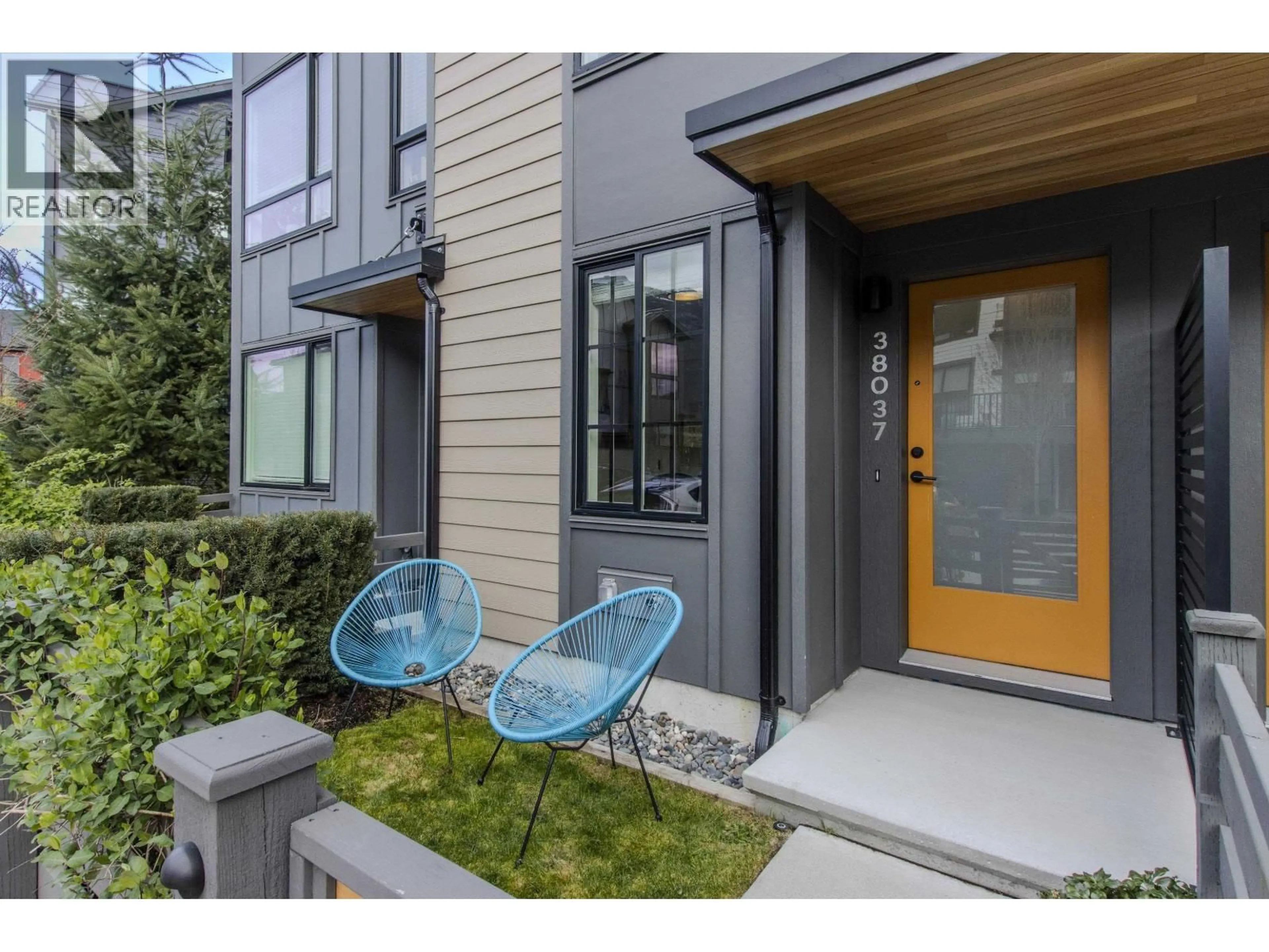Unknown for 38037 KEEL WAY, Squamish British Columbia V8B2A1