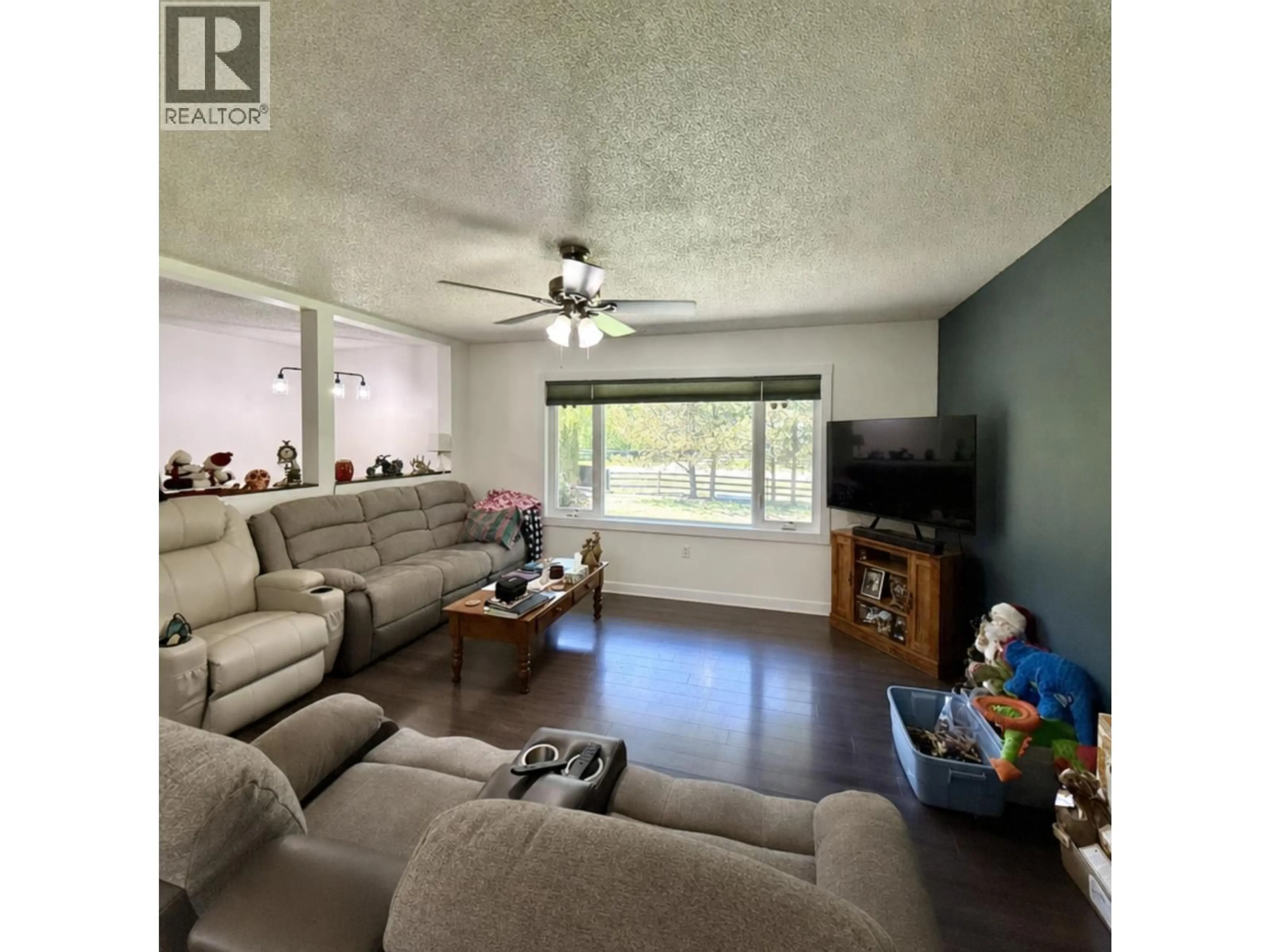 Living room with furniture, unknown for 1480 DAVID DRIVE, Prince George British Columbia V2N6V7