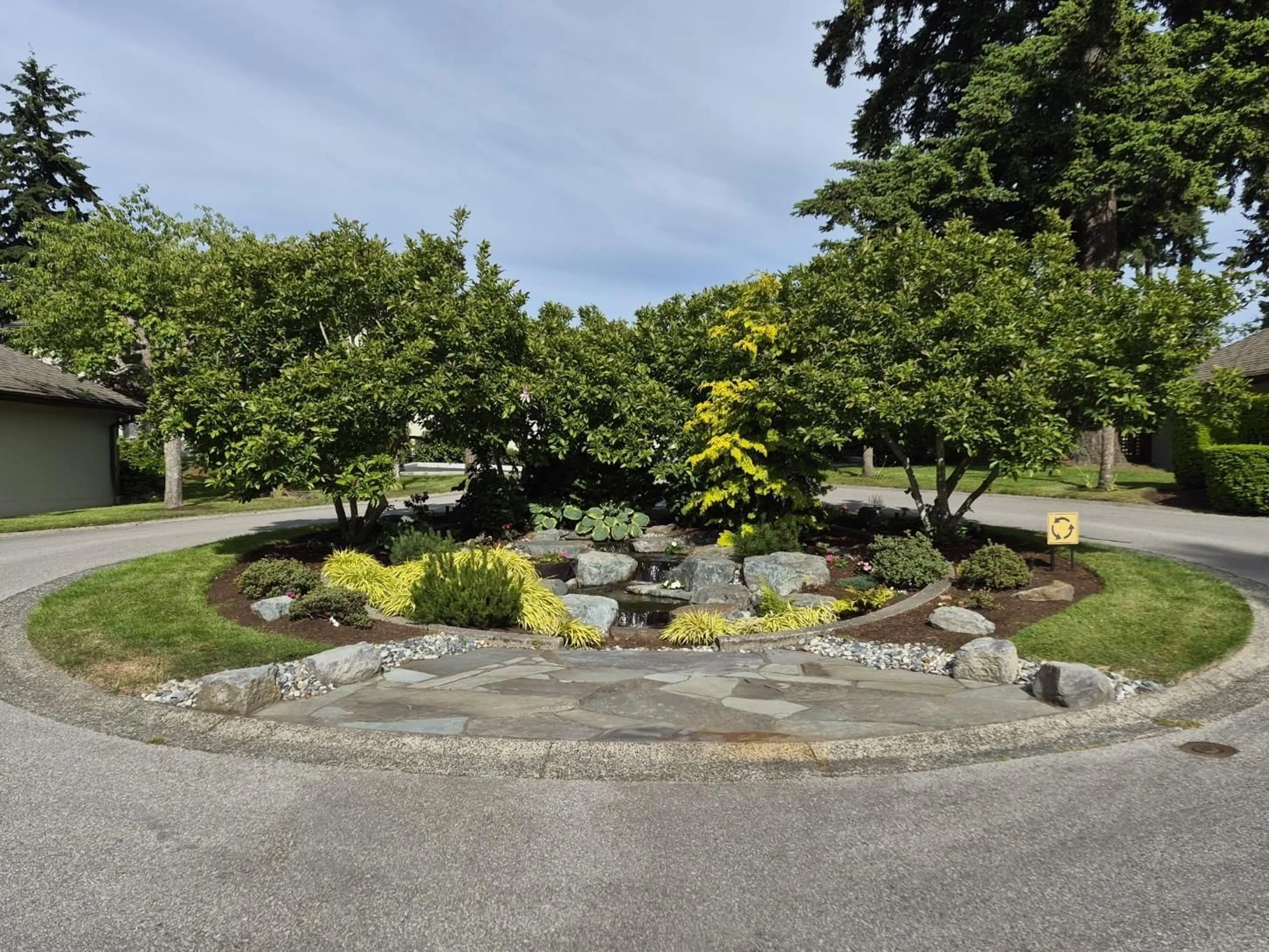 A pic from outside/outdoor area/front of a property/back of a property/a pic from drone, unknown for 127 - 1770 128 STREET, Surrey British Columbia V4A8V2