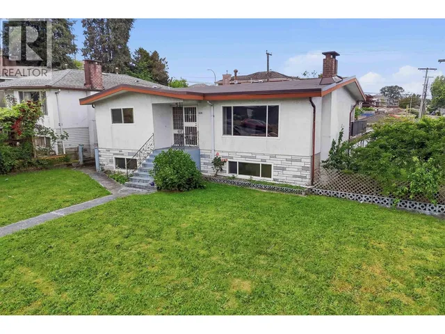 3063 RENFREW STREET, Vancouver 3