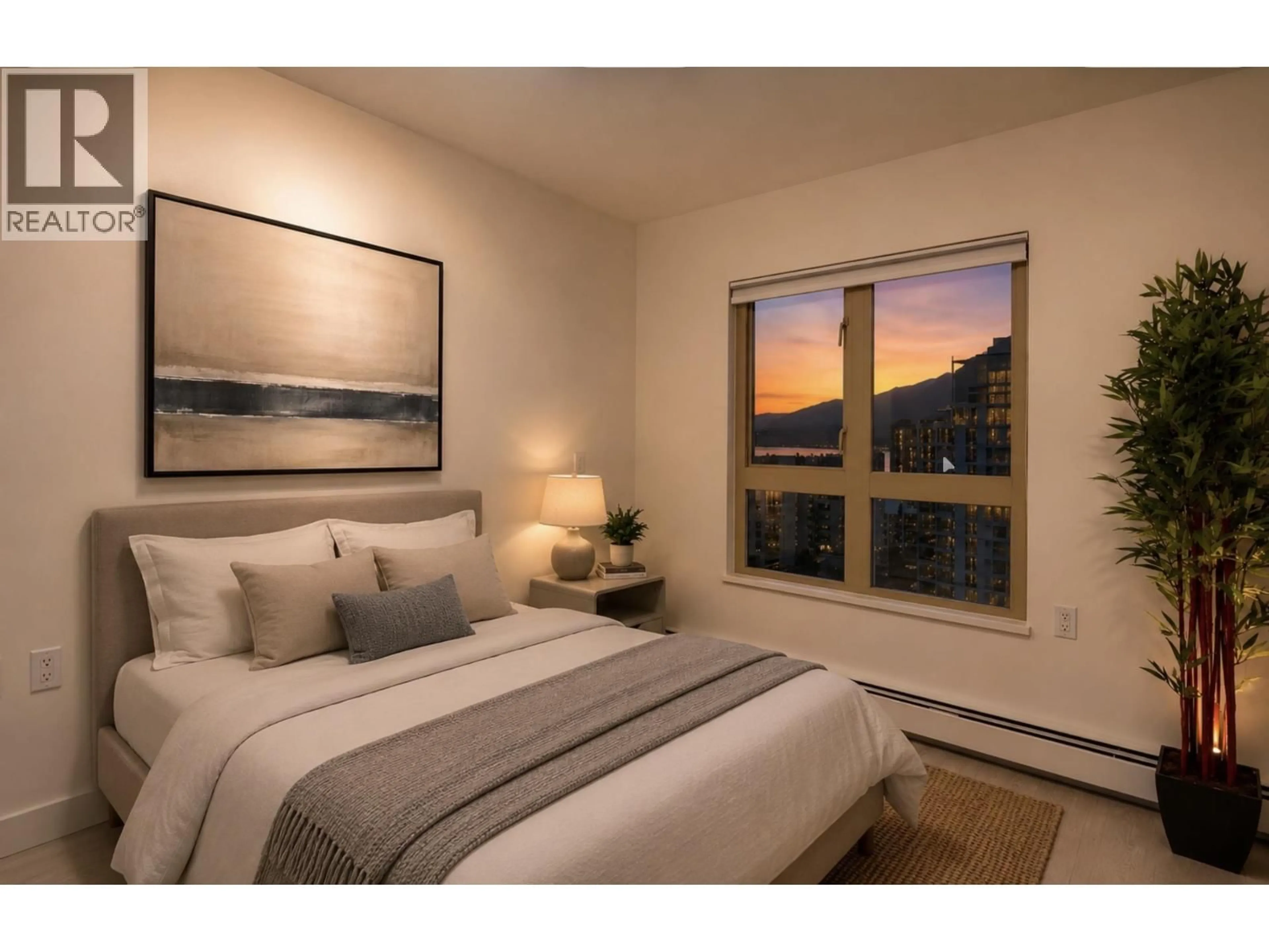 Bedroom with bed, wood/laminate floor for 1604 - 121 15TH STREET, North Vancouver British Columbia V7M1R8