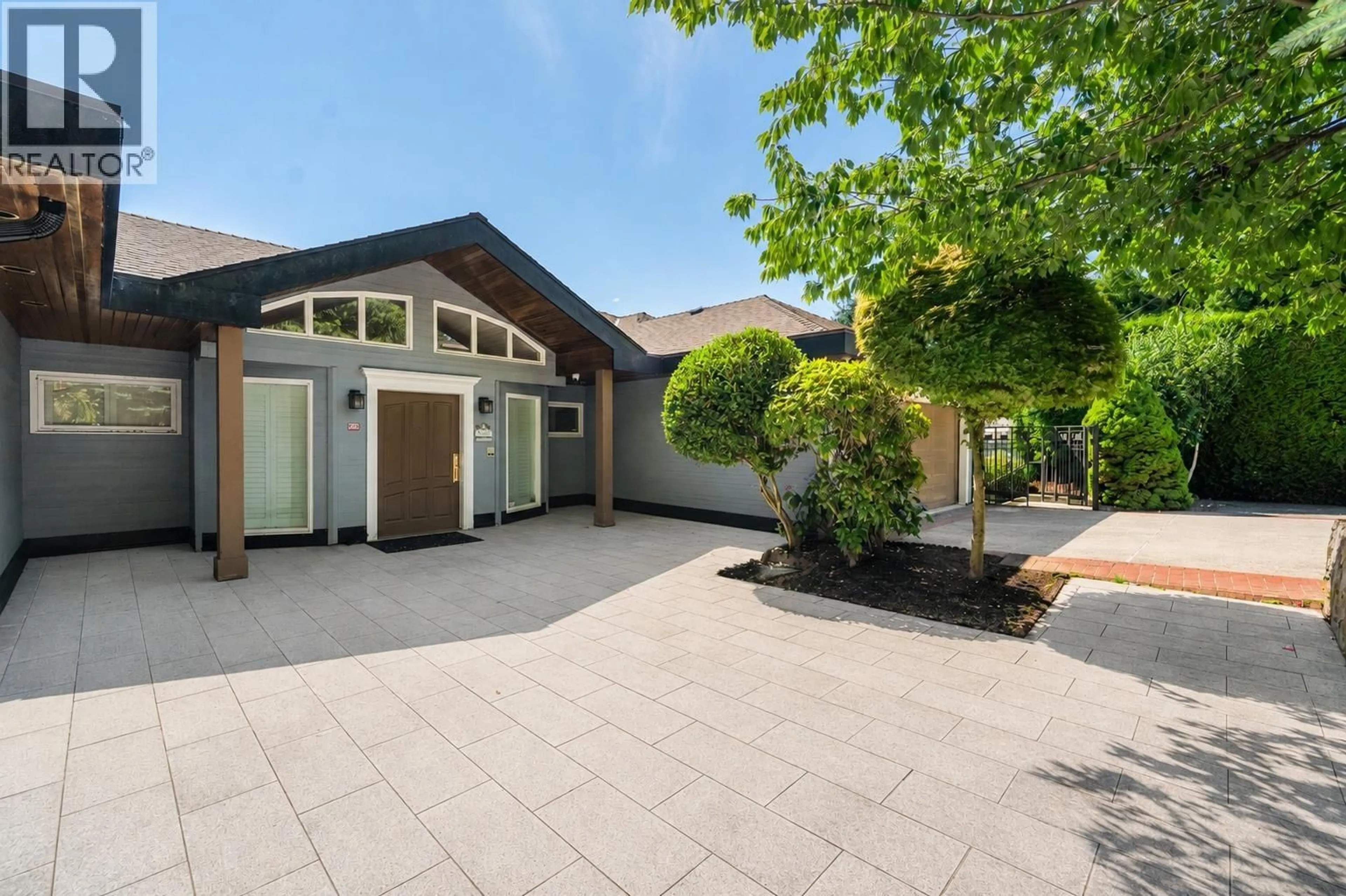Unknown for 2408 MARINE DRIVE, Vancouver British Columbia V6P6C2