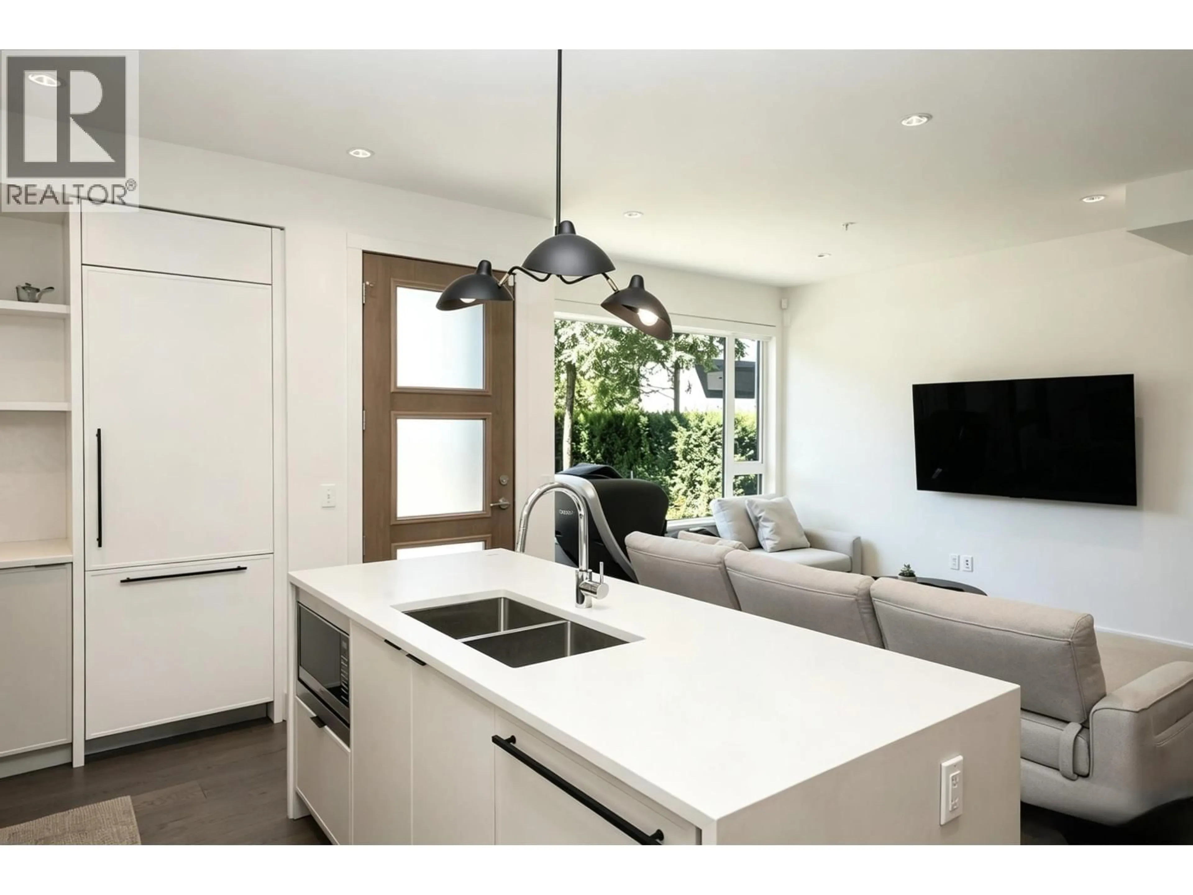 Open concept kitchen, unknown for 6840 OAK STREET, Vancouver British Columbia V6P0K7