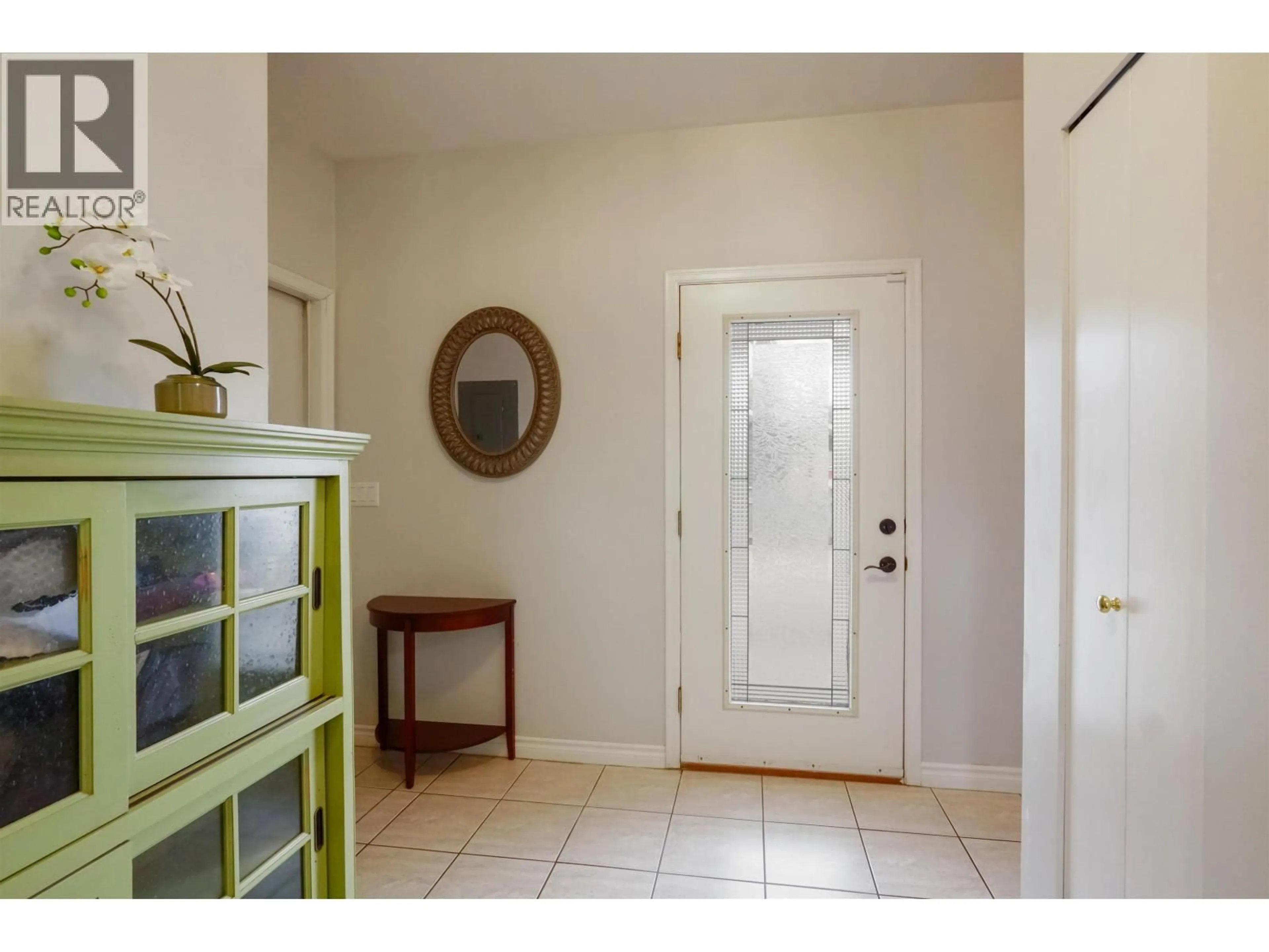 Indoor entryway for 4947 HUNDAL DRIVE, Terrace British Columbia V8G5N8