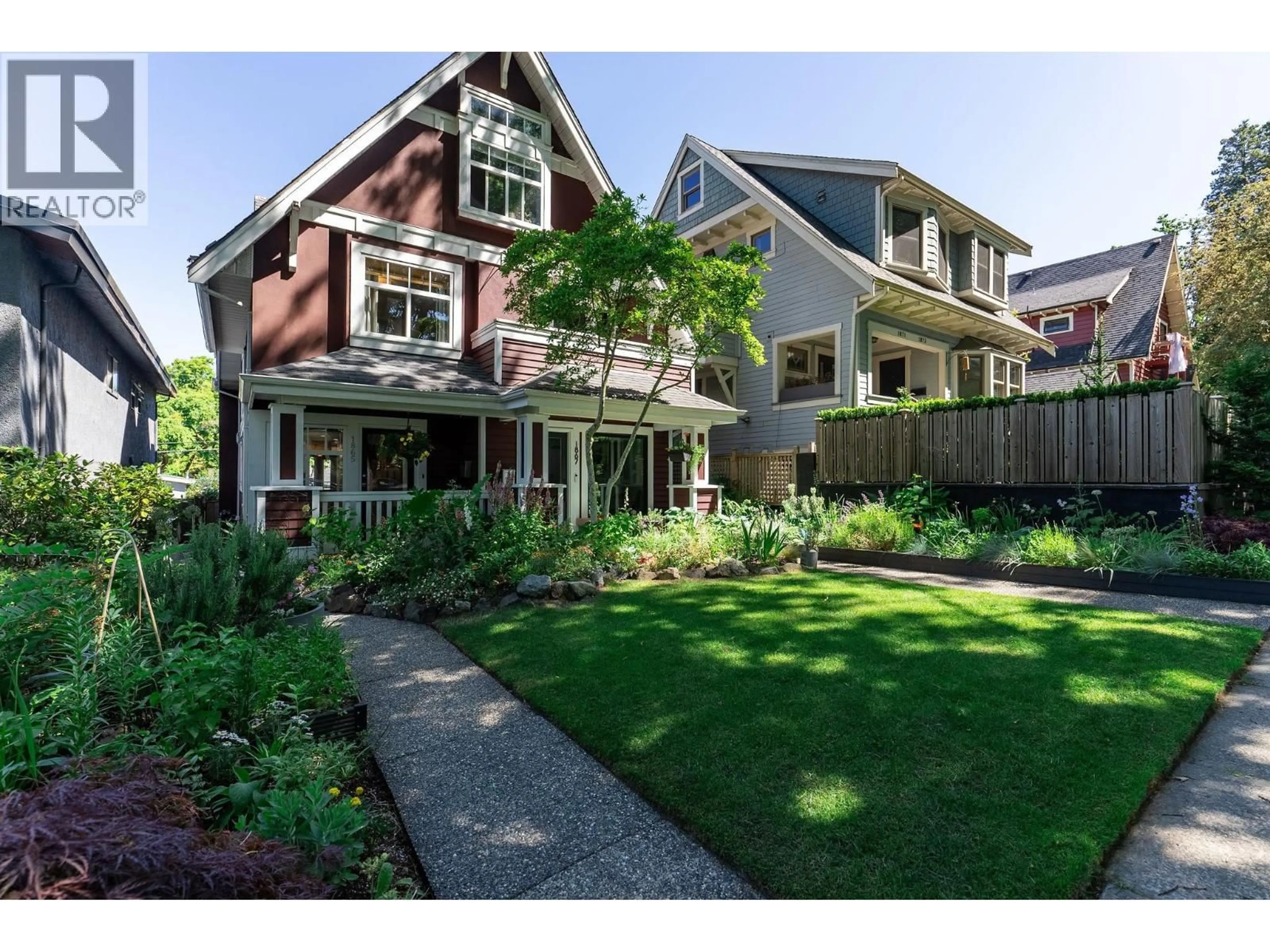 Home with brick exterior material, street for 1865 7TH AVENUE, Vancouver British Columbia V5N1S1