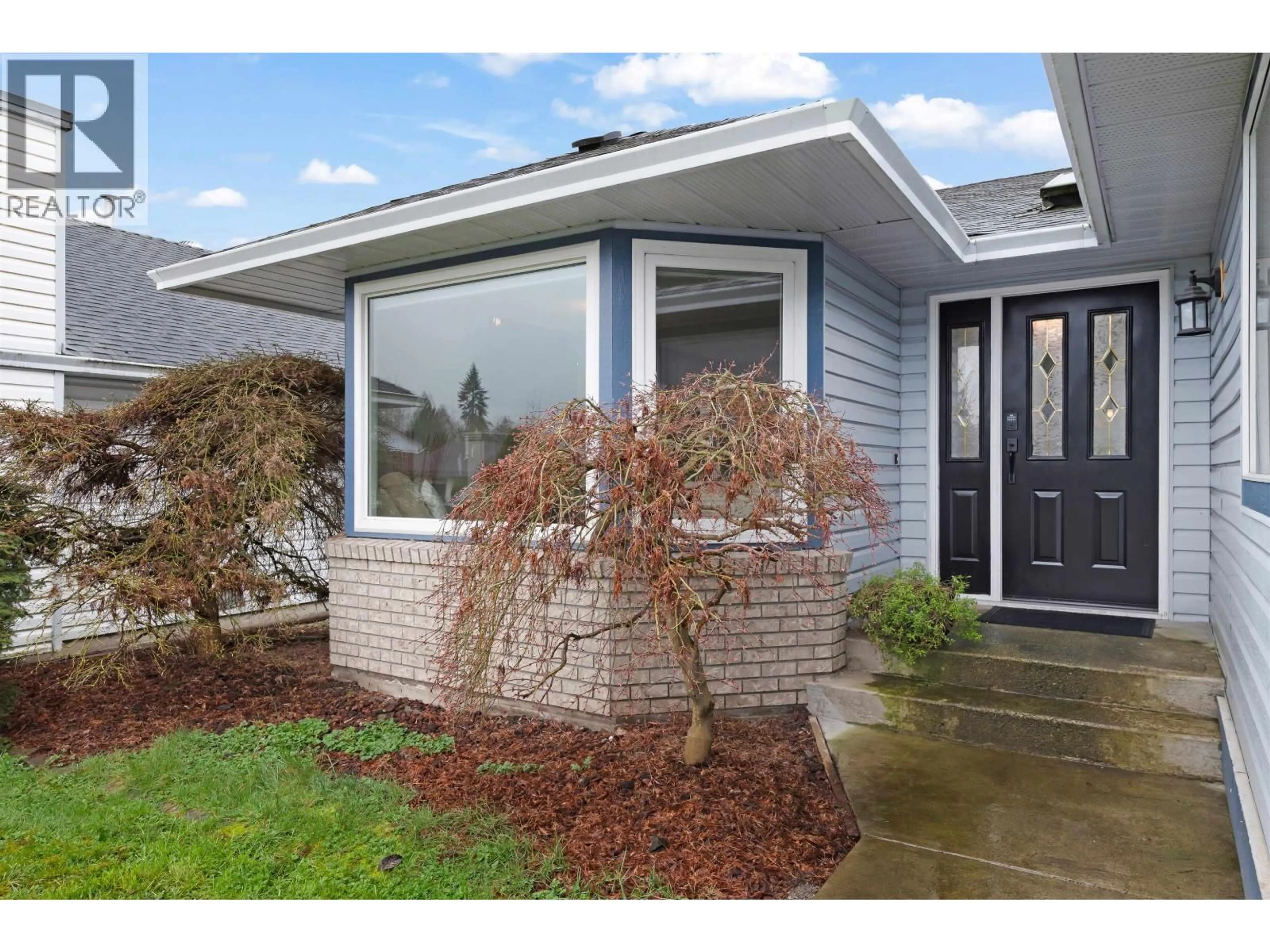 Home with vinyl exterior material, street for 23174 124A AVENUE, Maple Ridge British Columbia V2X0G2