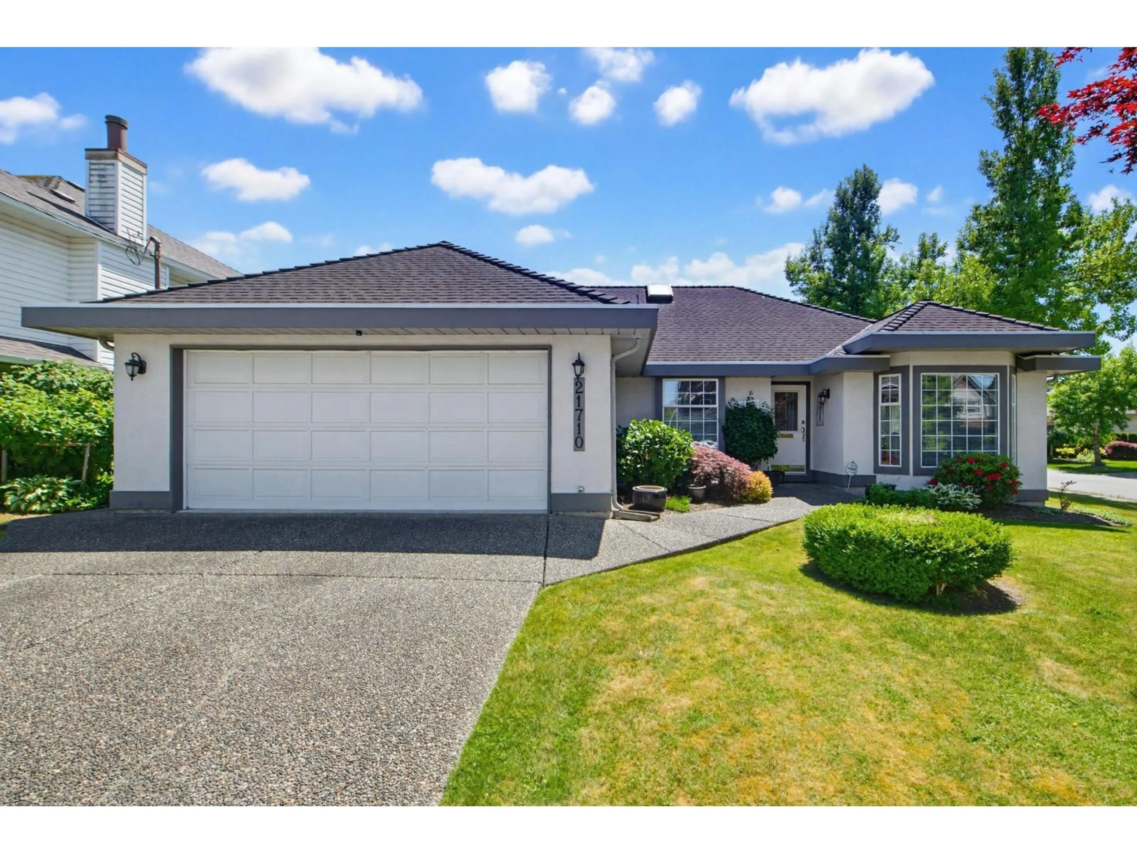 Home with vinyl exterior material, street for 21710 46 AVENUE, Langley British Columbia V3A3J4