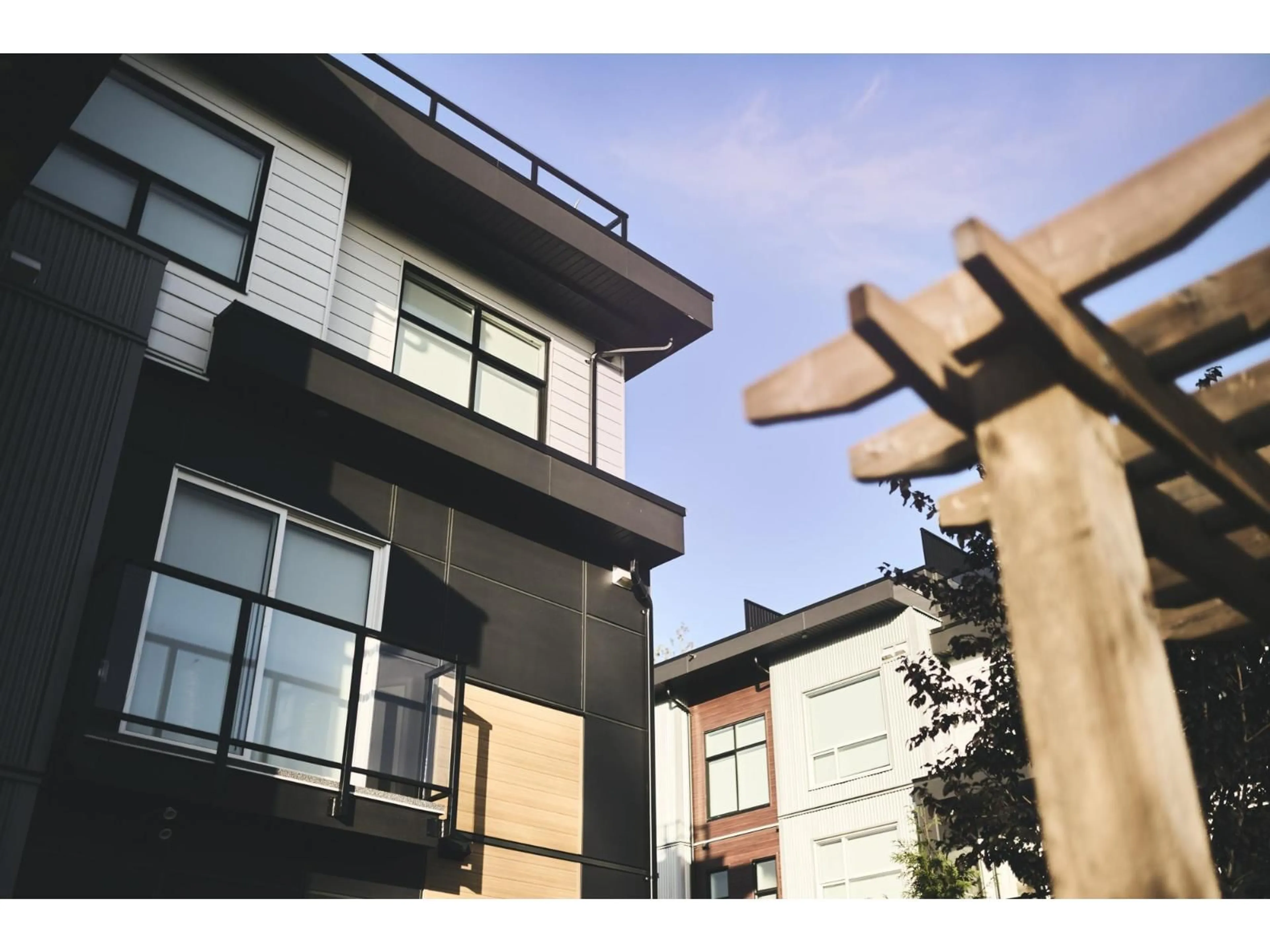 Unknown for 28 - 20335 70A AVENUE, Langley British Columbia V2Y1S8