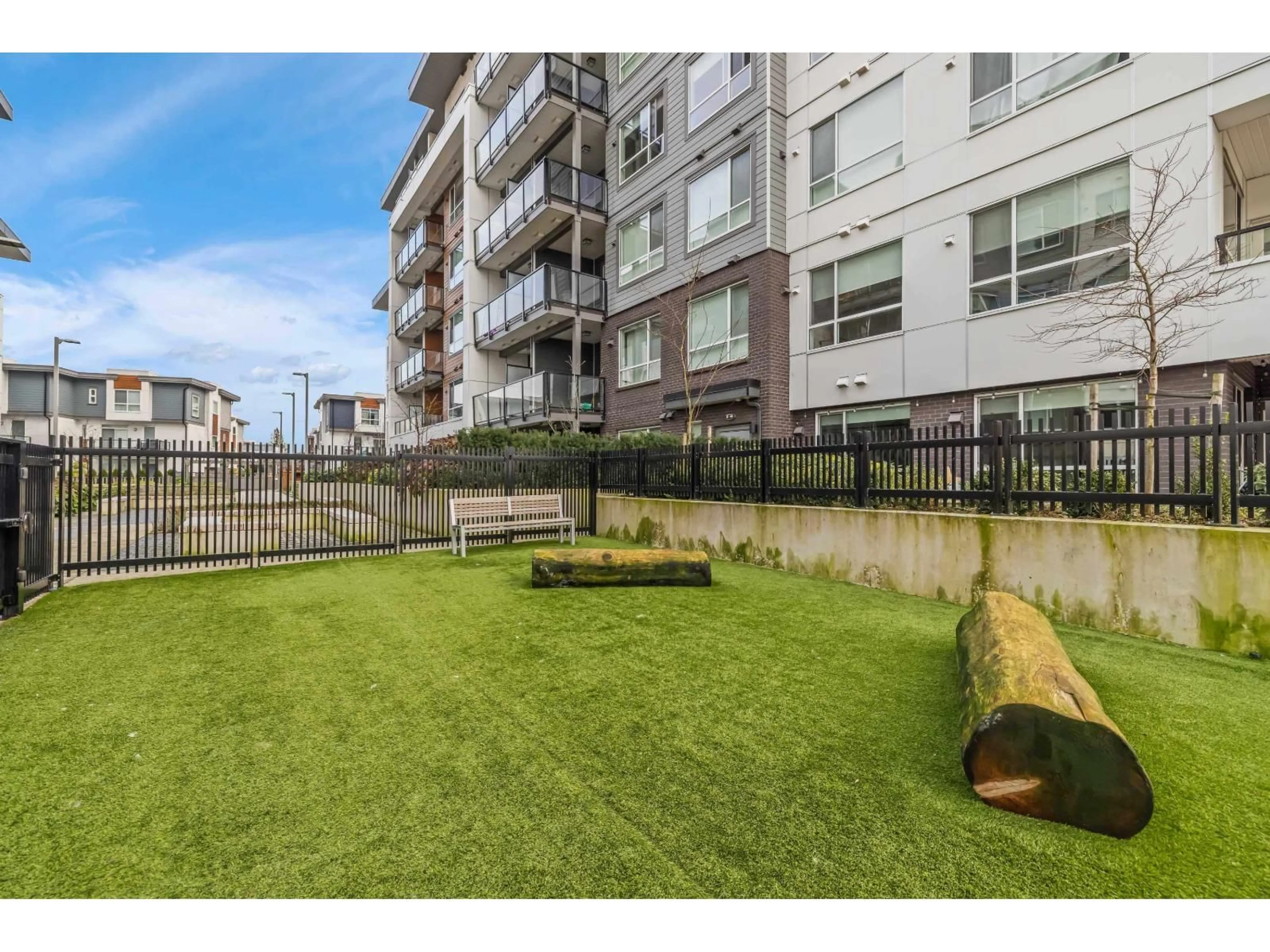 Patio, street for A114 - 20834 80 AVENUE, Langley British Columbia V2Y3M4