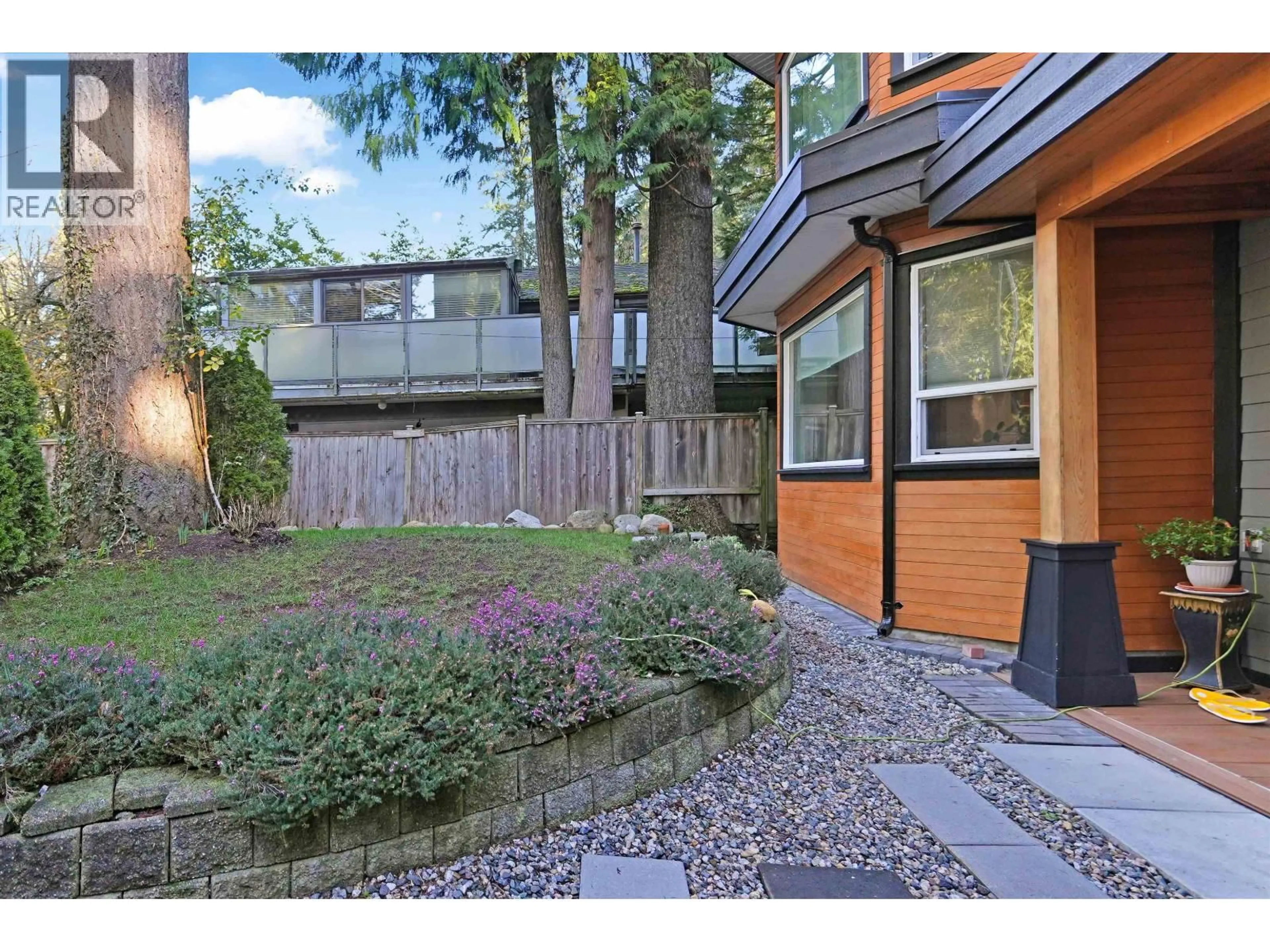 Patio, street for 4990 CAPILANO ROAD, North Vancouver British Columbia V7R4K6