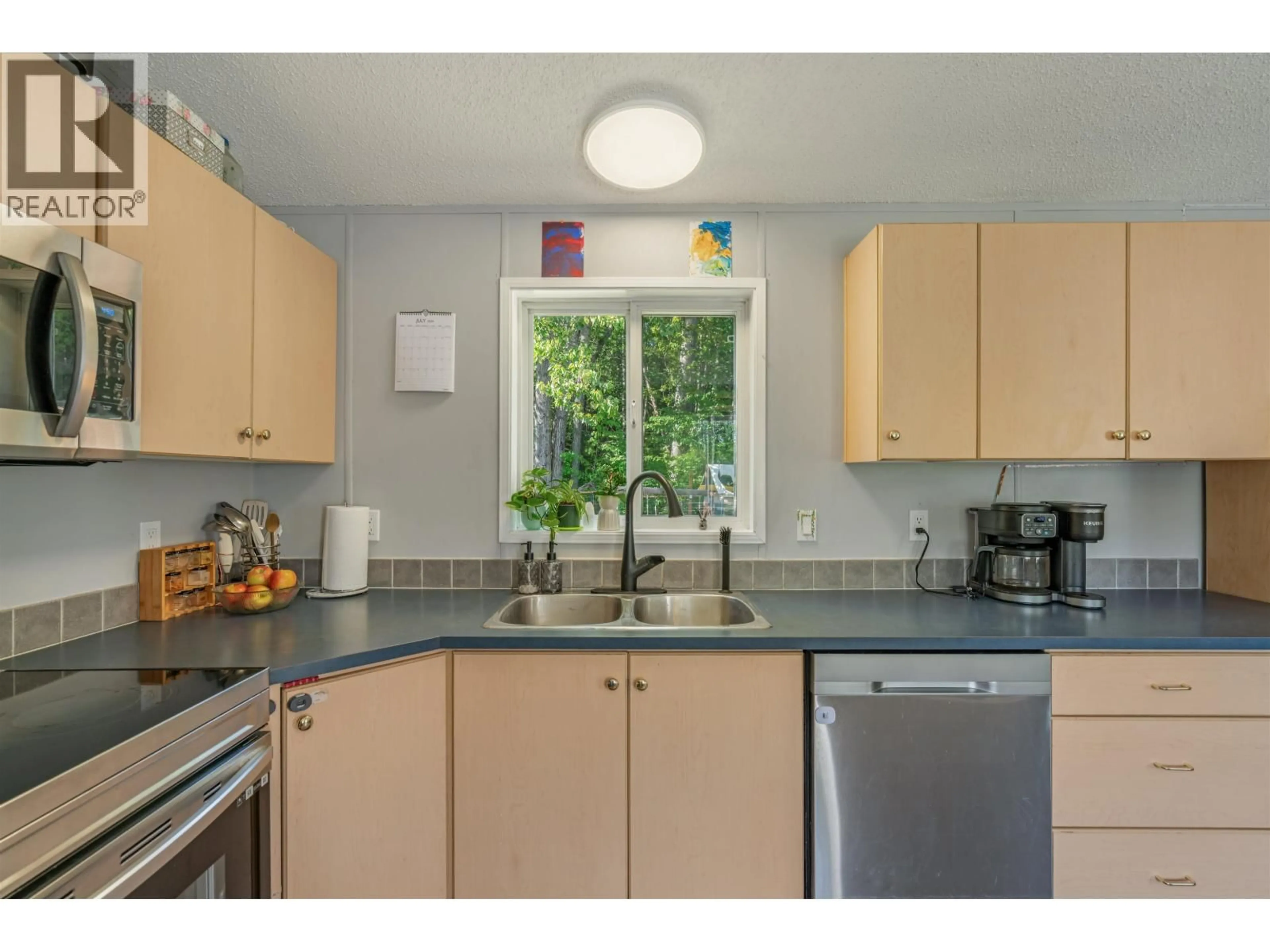 Standard kitchen, unknown for 4296 NORDIC DRIVE, Prince George British Columbia V2K2S9