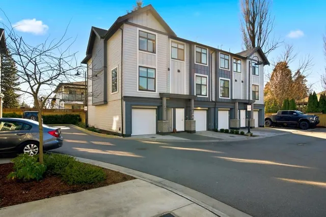 701 - 2267 MCKENZIE ROAD, Abbotsford 3
