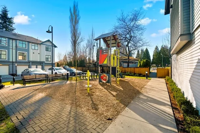 701 - 2267 MCKENZIE ROAD, Abbotsford 4