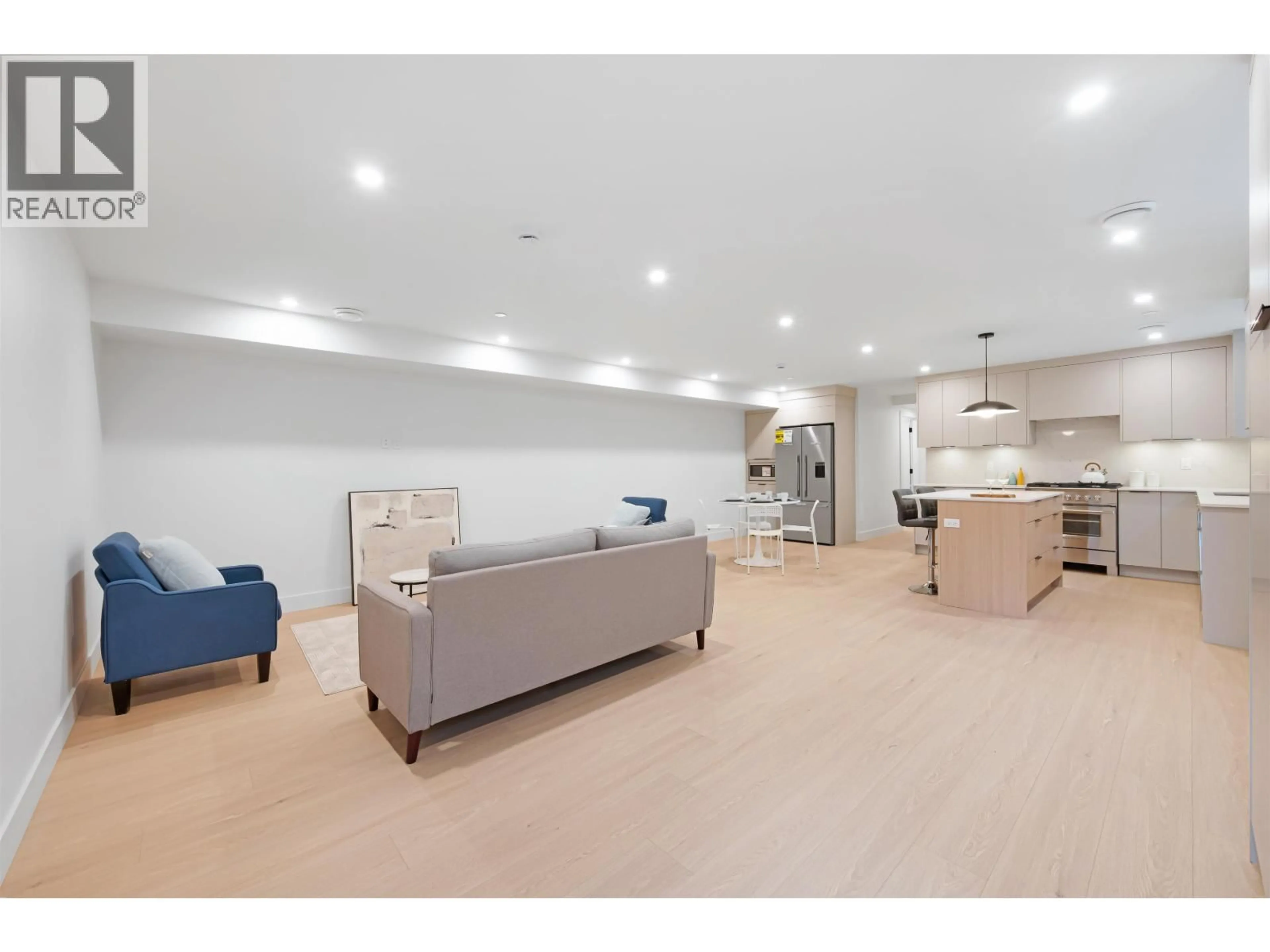 Unknown for 1 - 4855 VENABLES STREET, Burnaby British Columbia V5C3A9