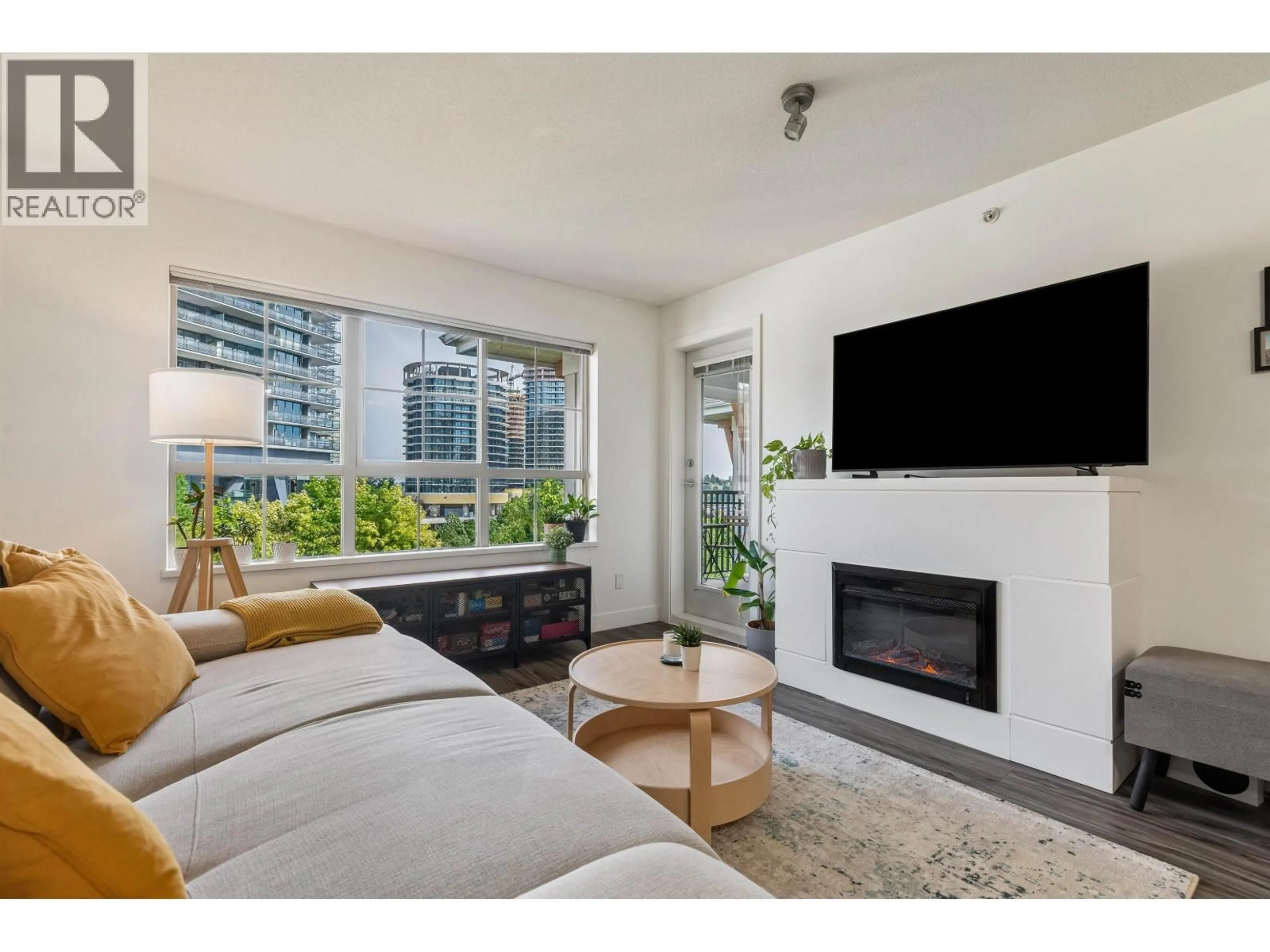 Living room with furniture, unknown for 408 - 2088 BETA AVENUE, Burnaby British Columbia V5C0C8