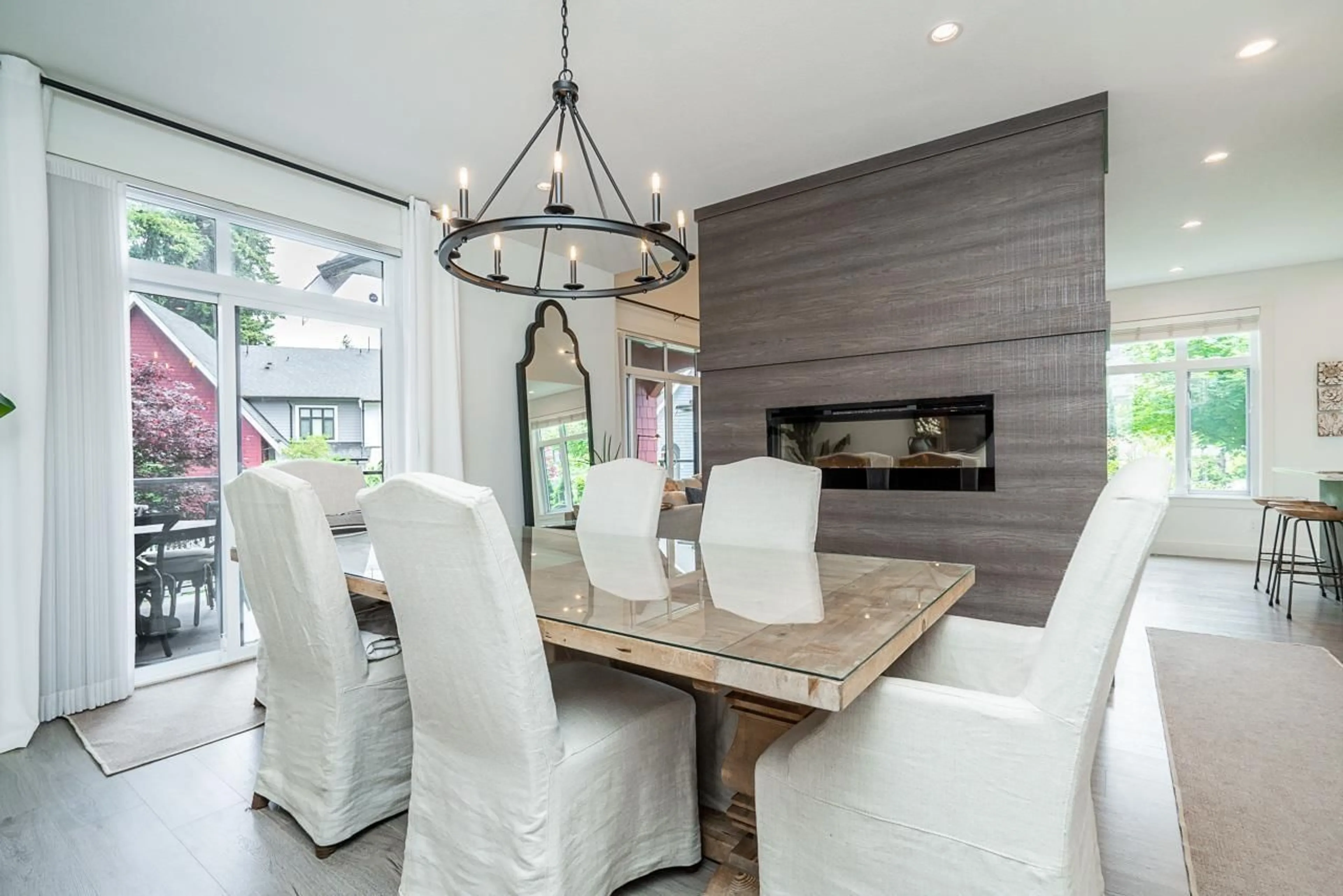 Dining room, wood/laminate floor for 157 - 2853 HELC PLACE, Surrey British Columbia V3Z0N5