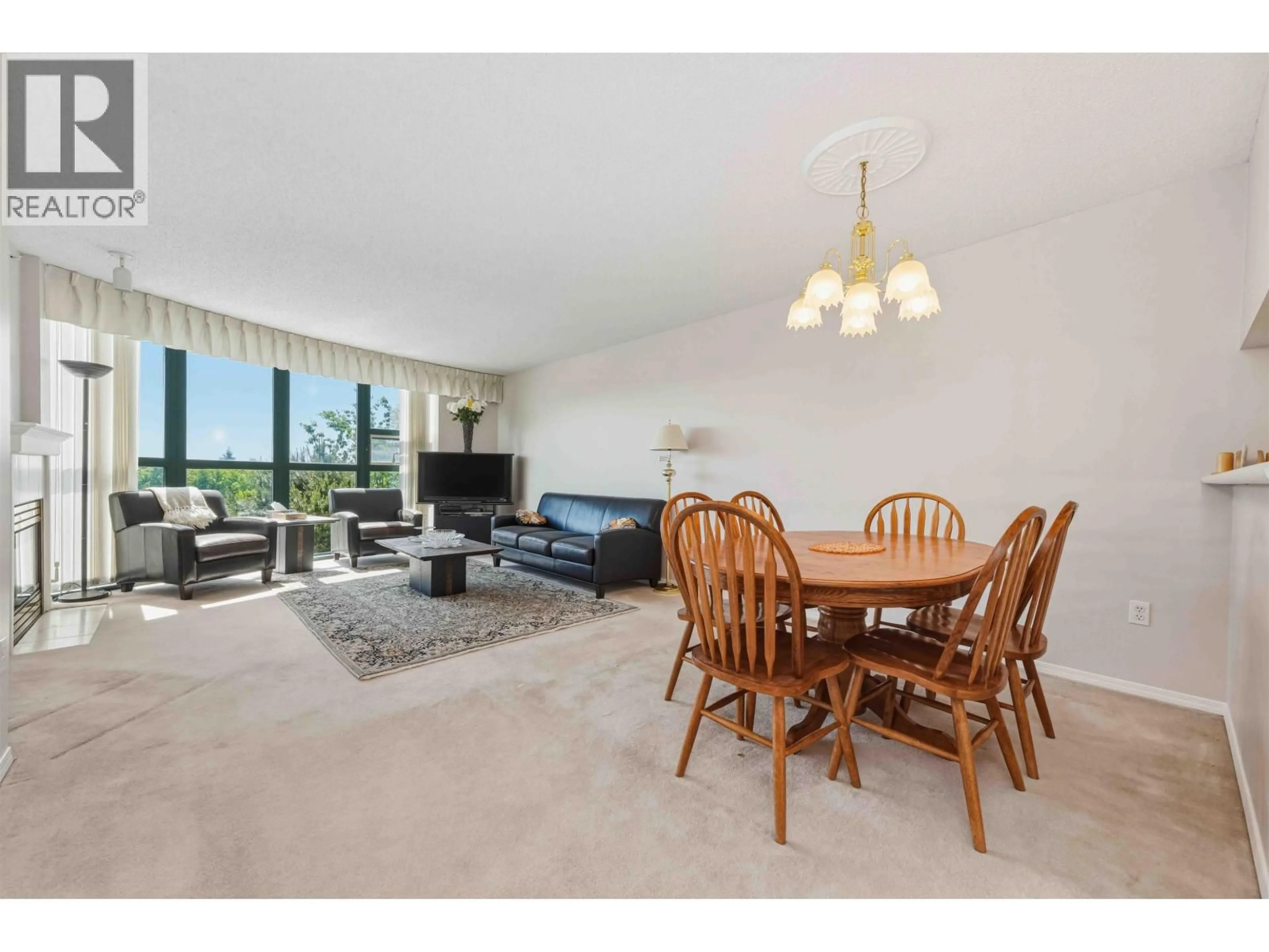 Living room with furniture, unknown for 704 - 1190 PIPELINE ROAD, Coquitlam British Columbia V3B7T9