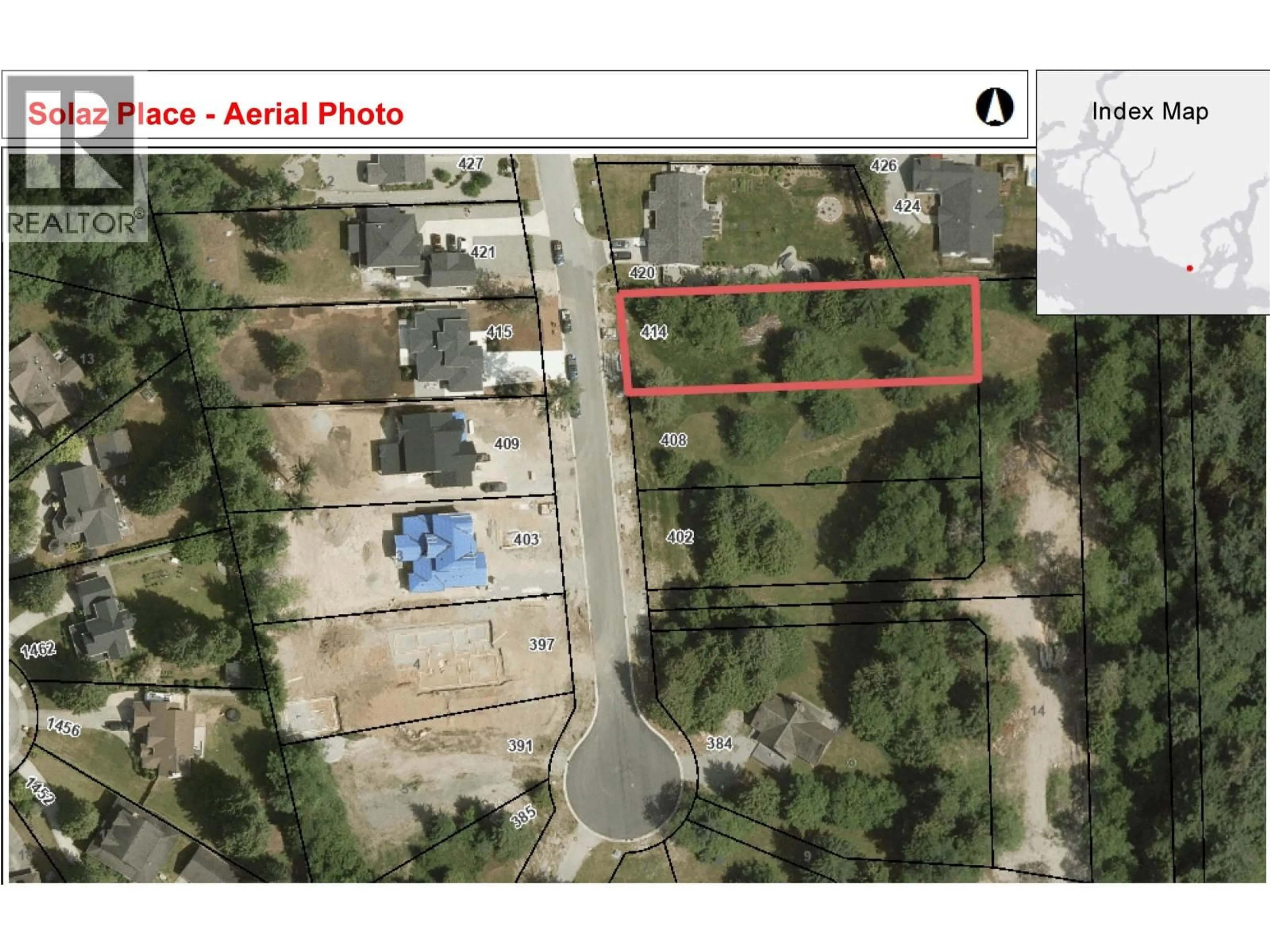 A pic from outside/outdoor area/front of a property/back of a property/a pic from drone, street for 414 SOLAZ PLACE, Gibsons British Columbia V0N1V5